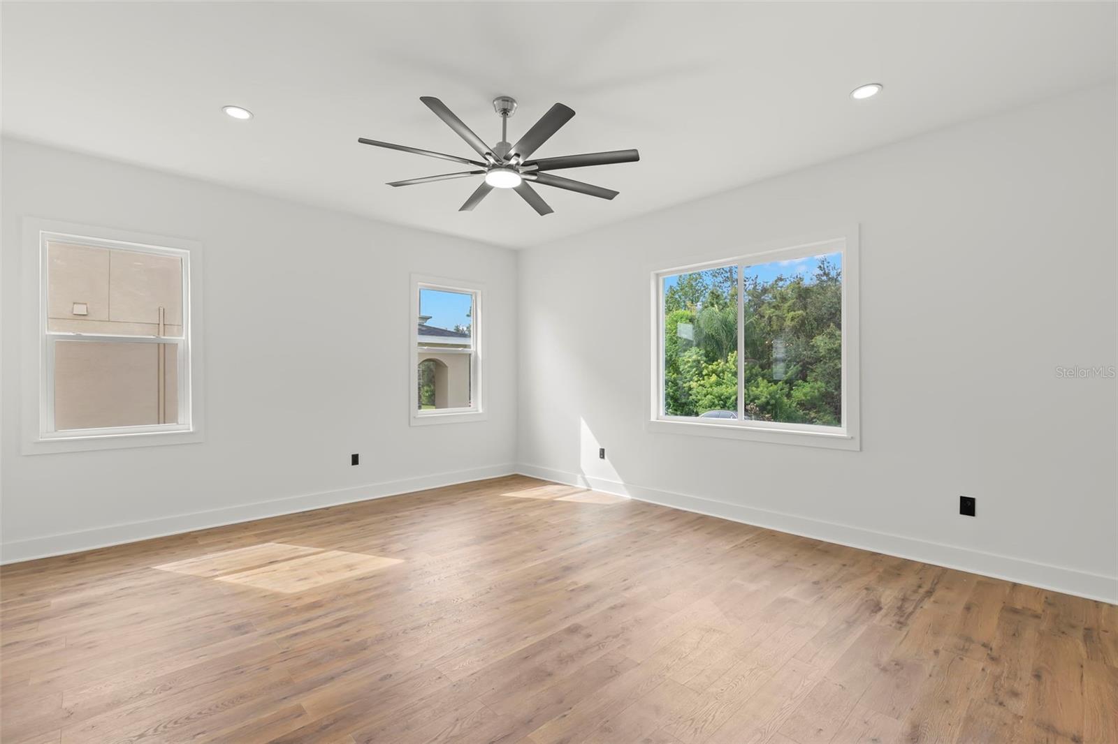 Image 33 of 65 For 3426 Channelside Court
