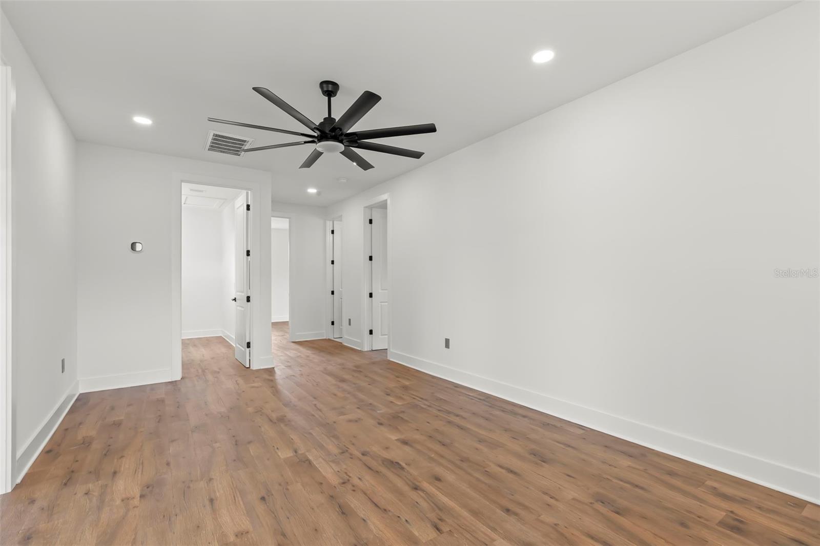 Image 42 of 65 For 3426 Channelside Court