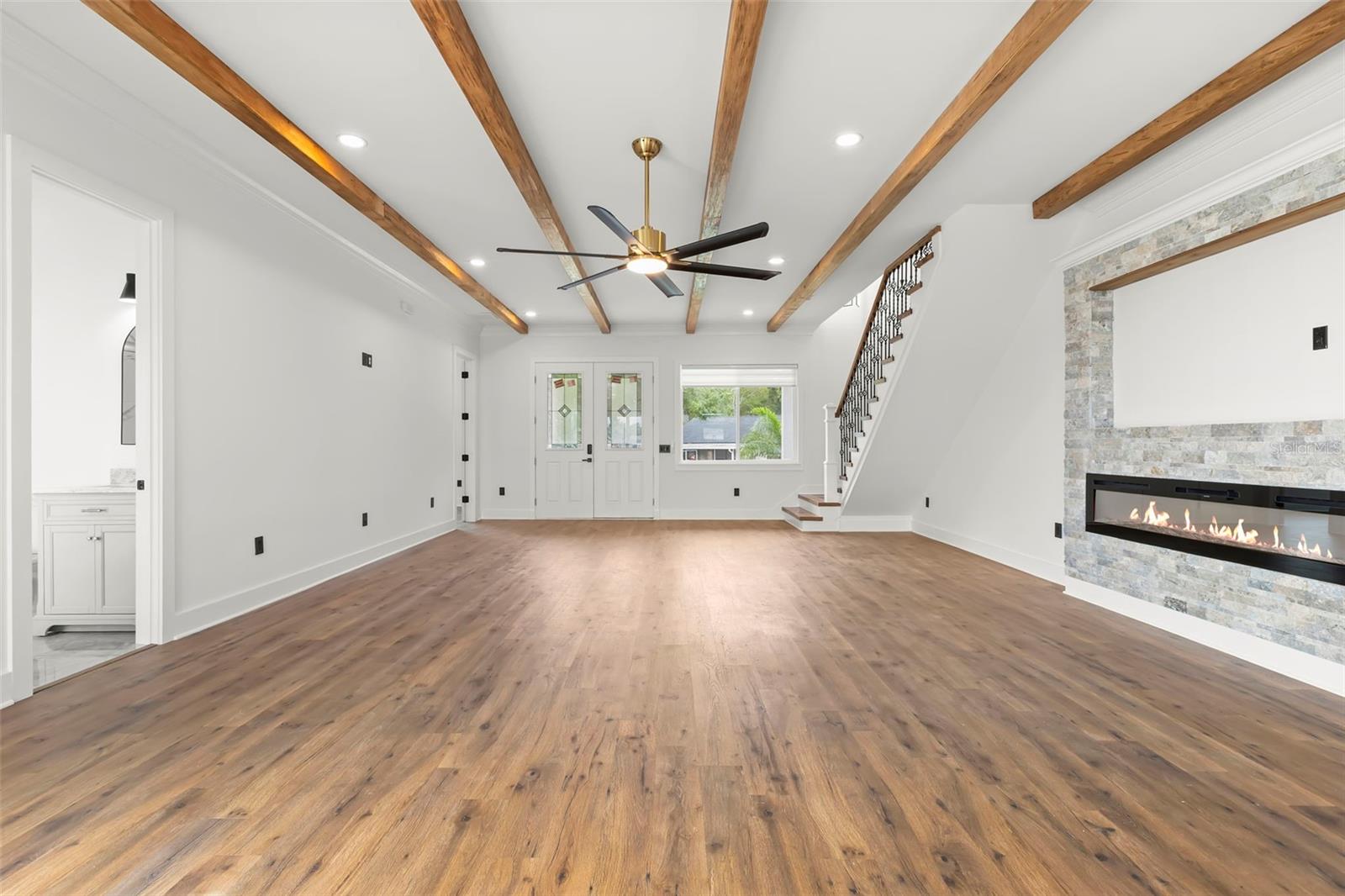 Image 9 of 65 For 3426 Channelside Court
