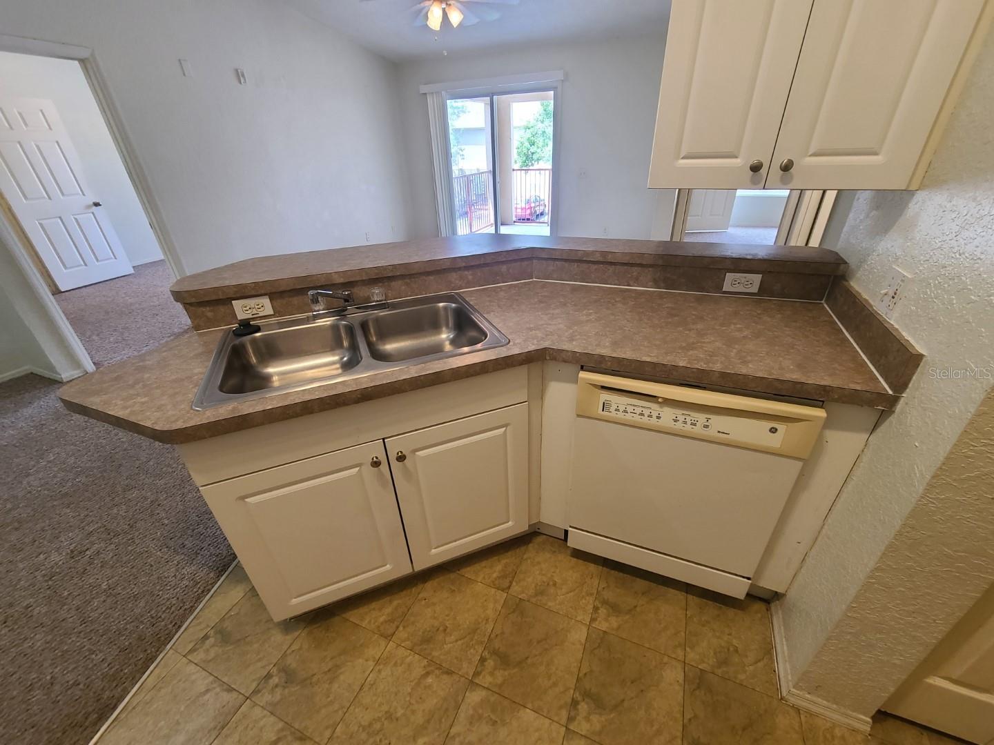 Image 11 of 42 For 5908 Brickleberry Lane 203