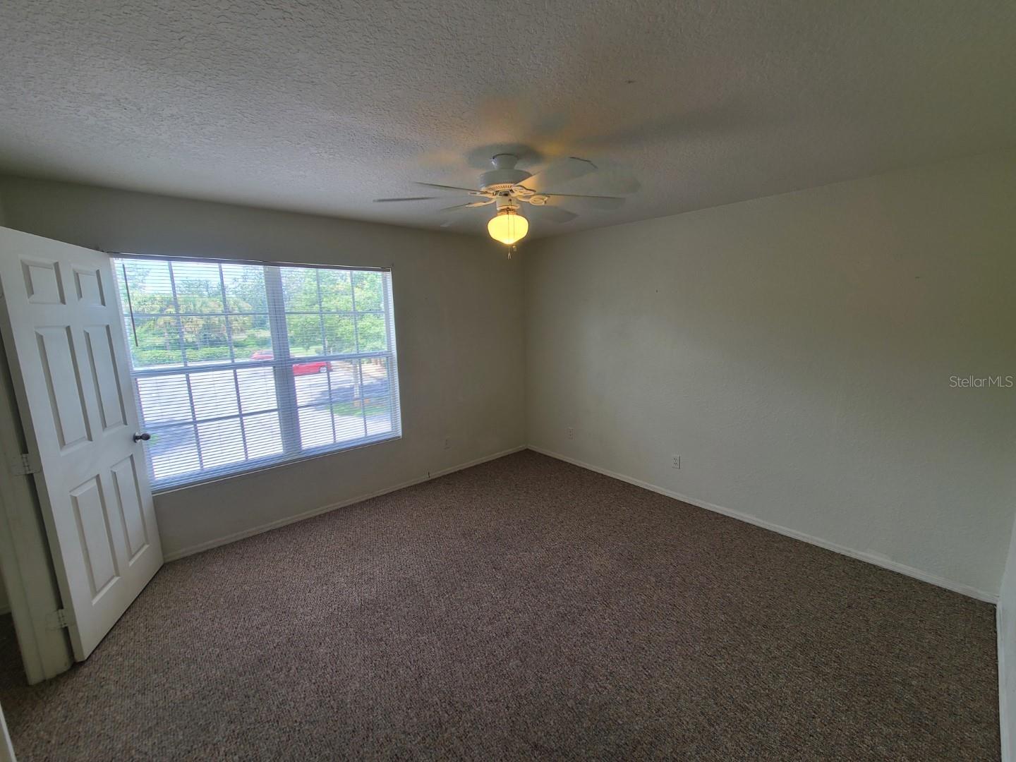 Image 22 of 42 For 5908 Brickleberry Lane 203