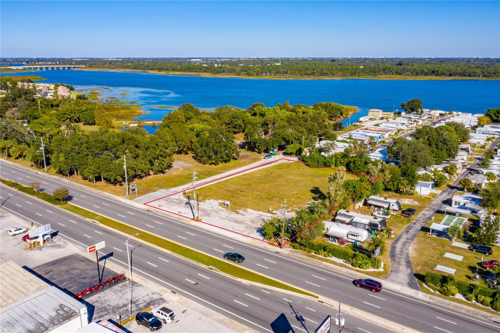 Image 4 of 25 For 8071 Seminole Boulevard