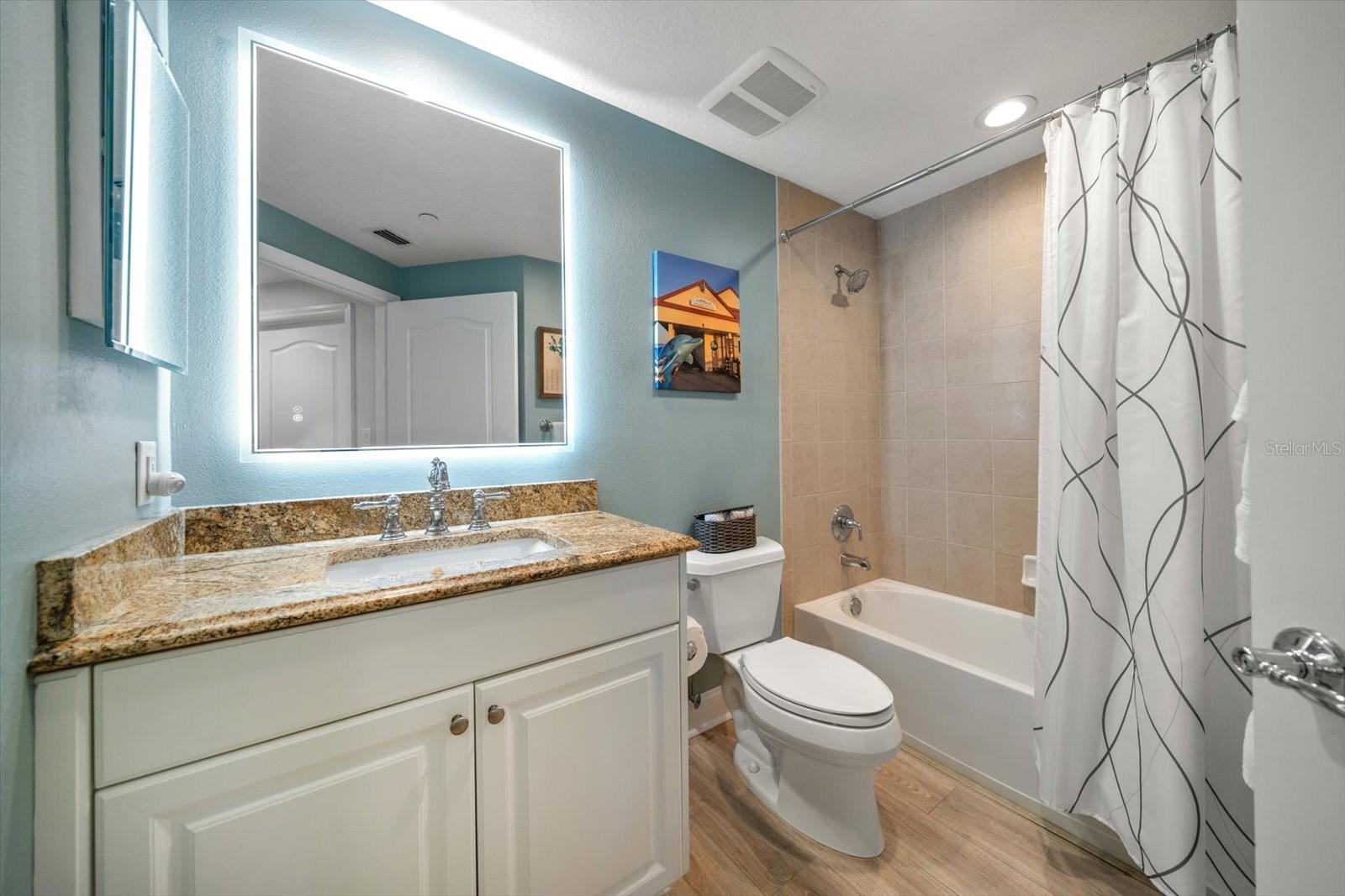 Image 31 of 57 For 521 Mandalay Avenue 1105