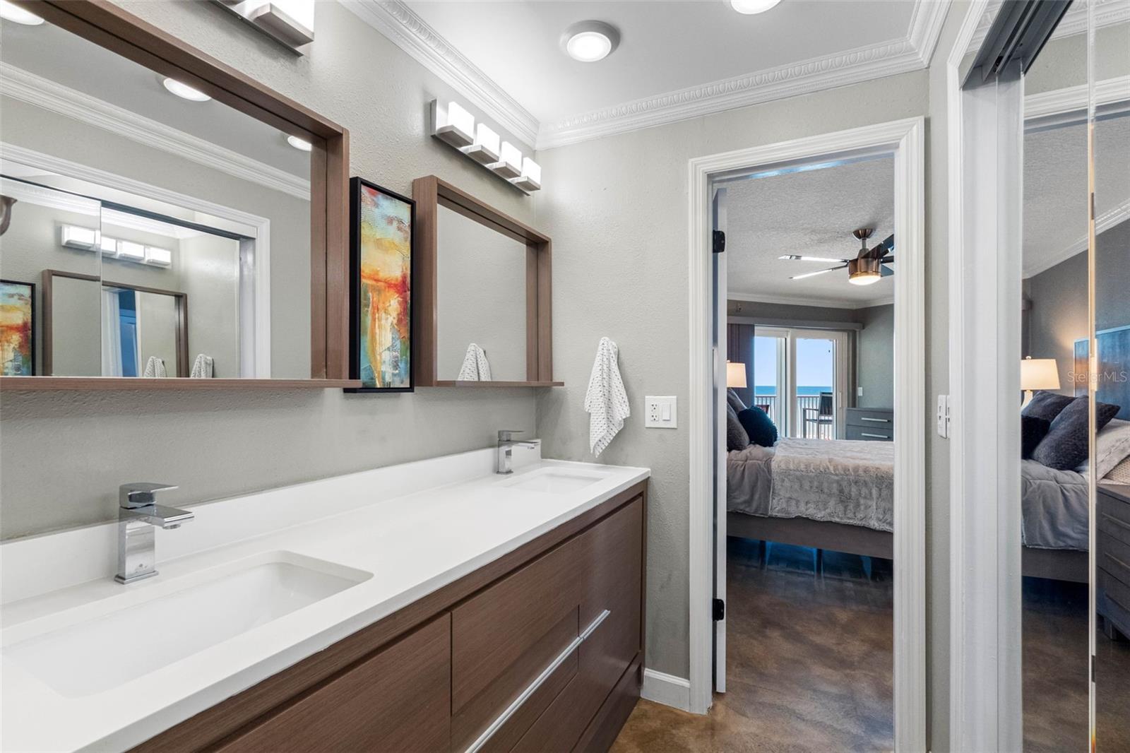 Image 12 of 40 For 17980 Gulf Boulevard 503