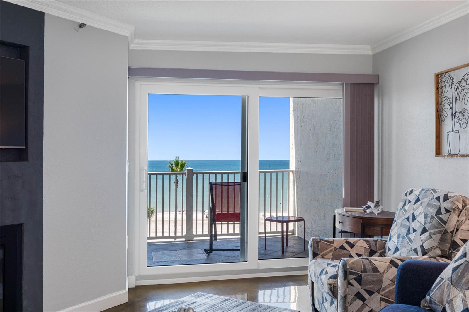 Image 8 of 40 For 17980 Gulf Boulevard 503