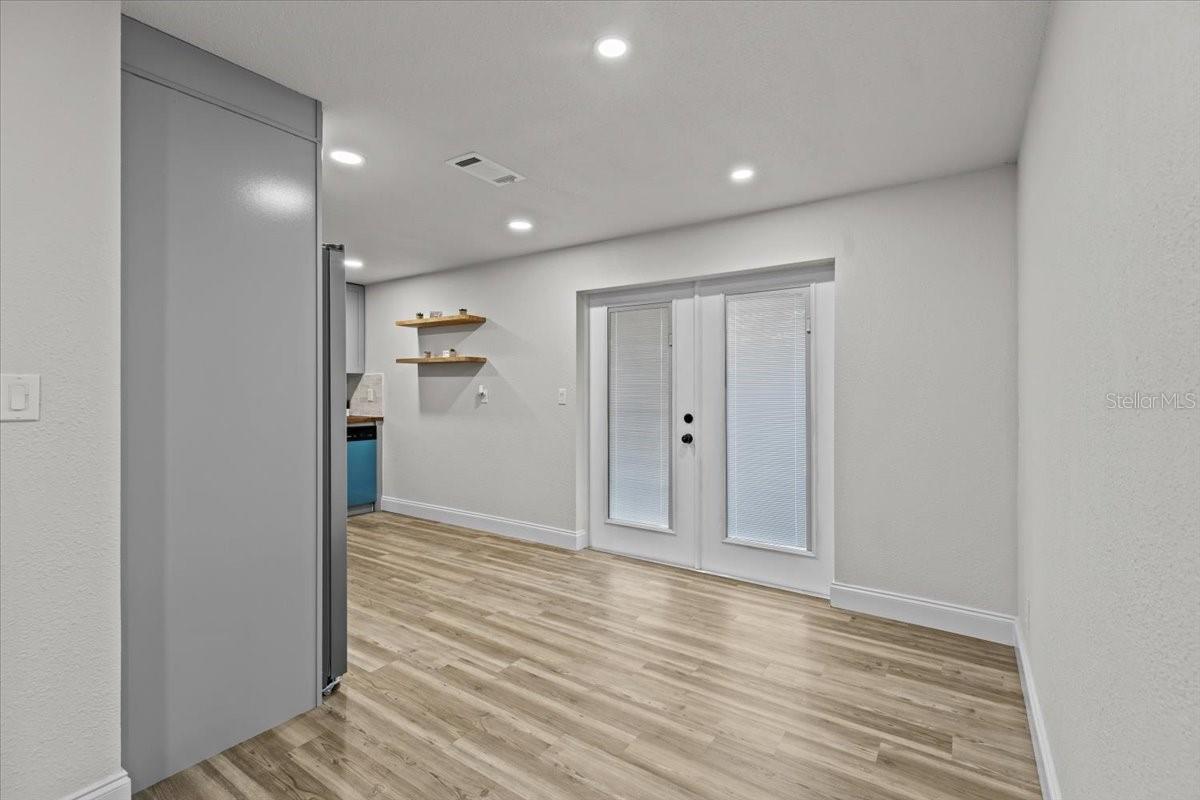 Image 16 of 45 For 7480 Hobson Street Ne