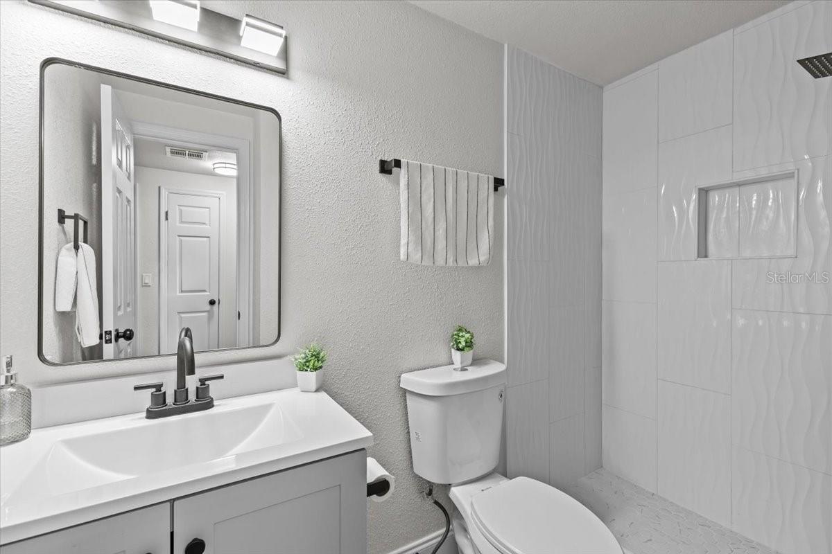 Image 31 of 45 For 7480 Hobson Street Ne