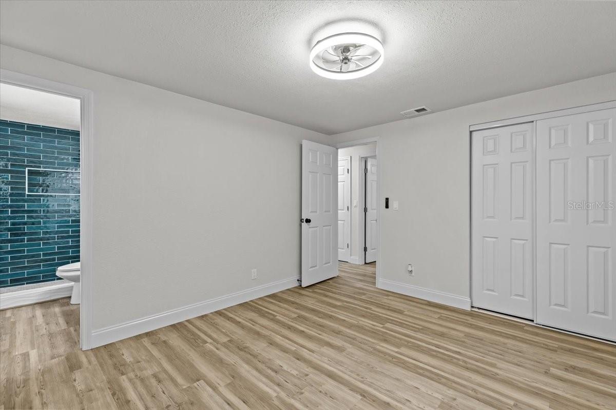 Image 36 of 45 For 7480 Hobson Street Ne