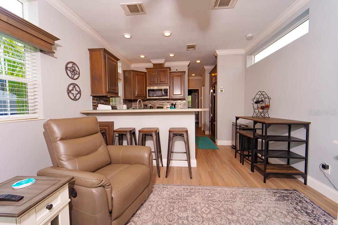 Image 21 of 51 For 6955 Amanda Vista Circle
