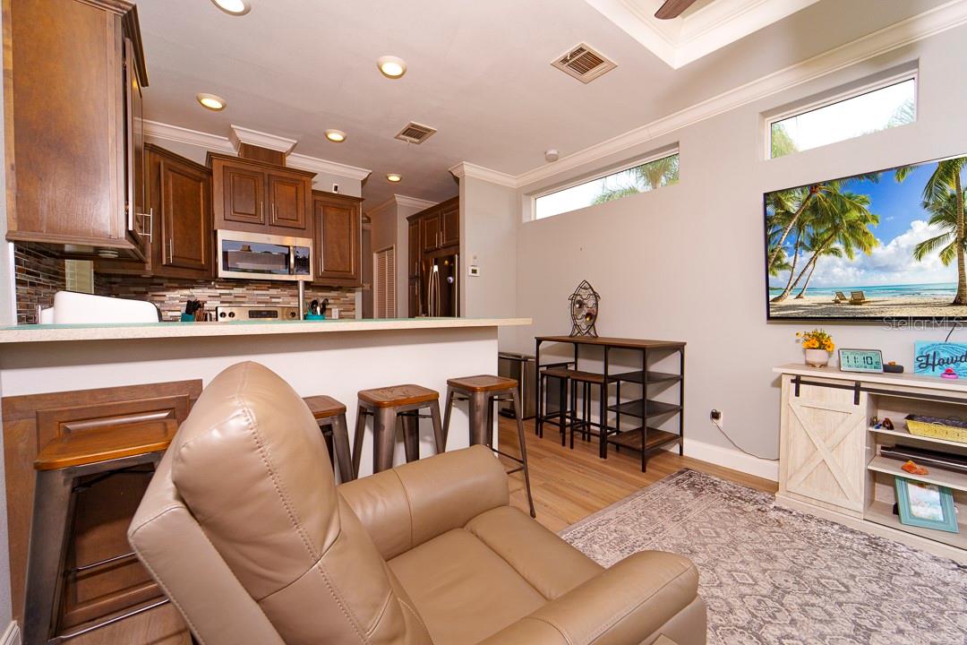 Image 22 of 51 For 6955 Amanda Vista Circle