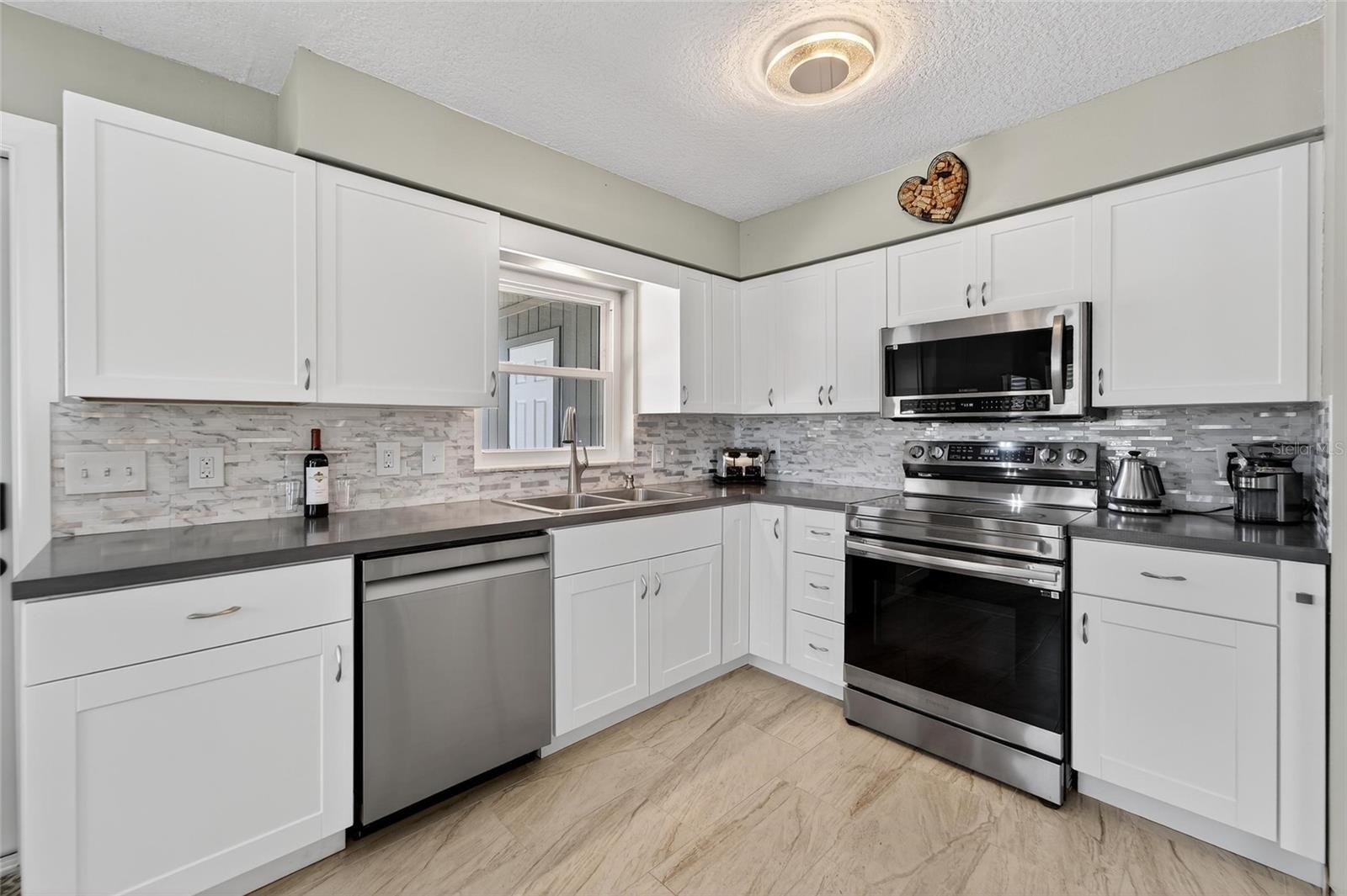 Image 12 of 57 For 6550 West Shore Circle