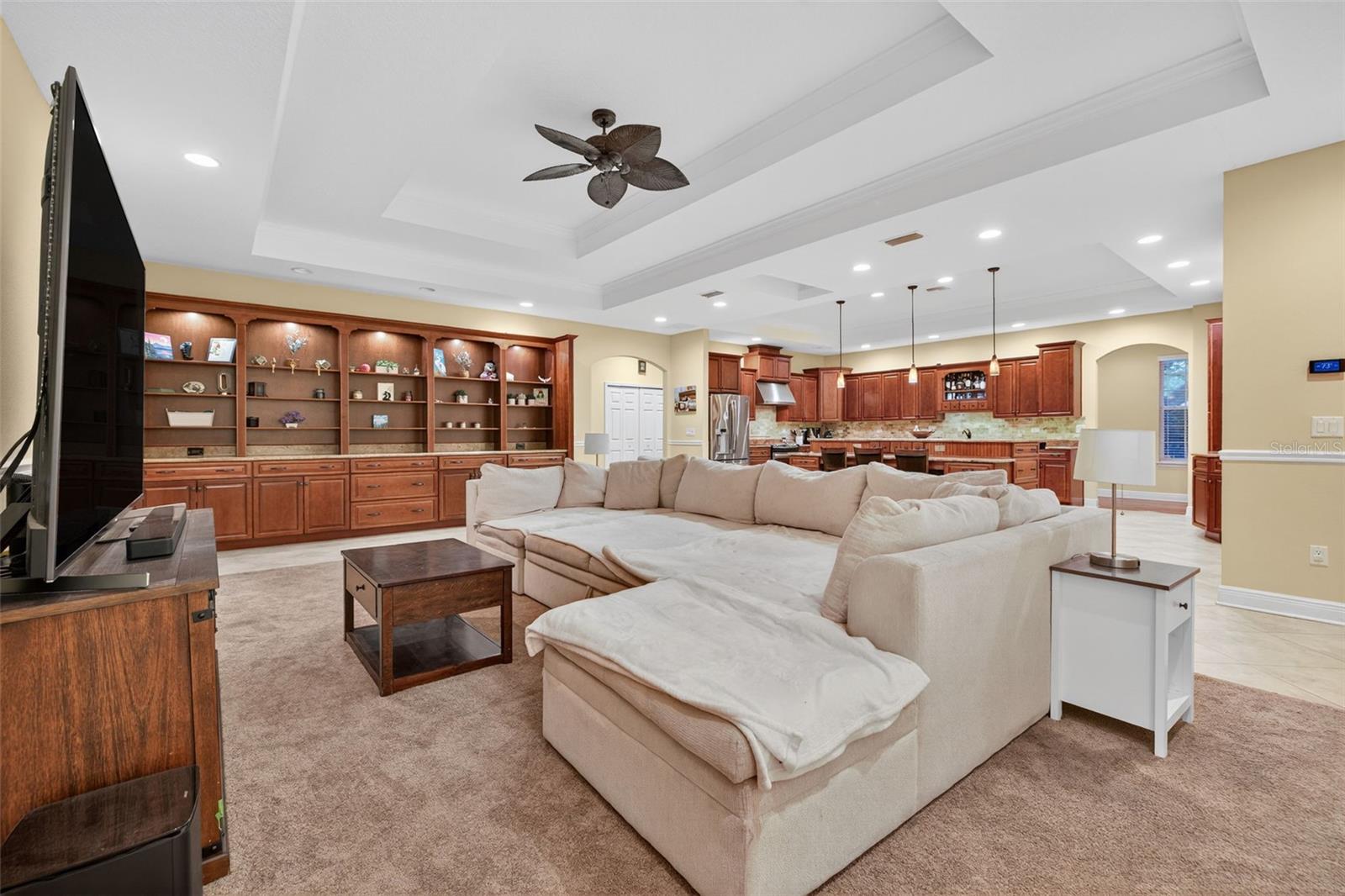 Image 16 of 46 For 11332 Marjory Avenue