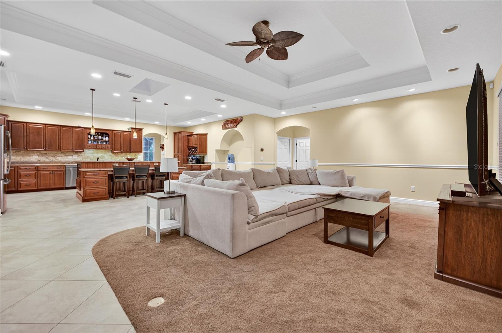 Image 17 of 46 For 11332 Marjory Avenue