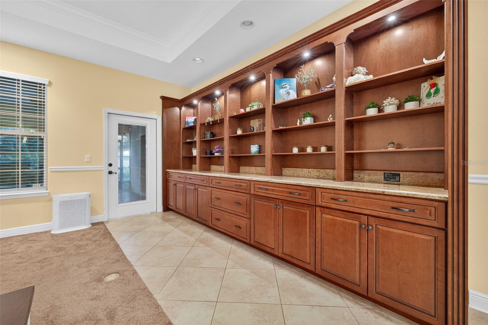 Image 19 of 46 For 11332 Marjory Avenue