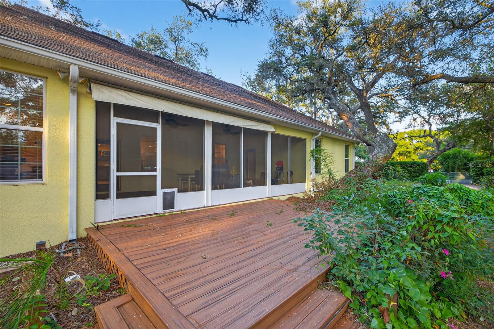 Image 38 of 46 For 11332 Marjory Avenue