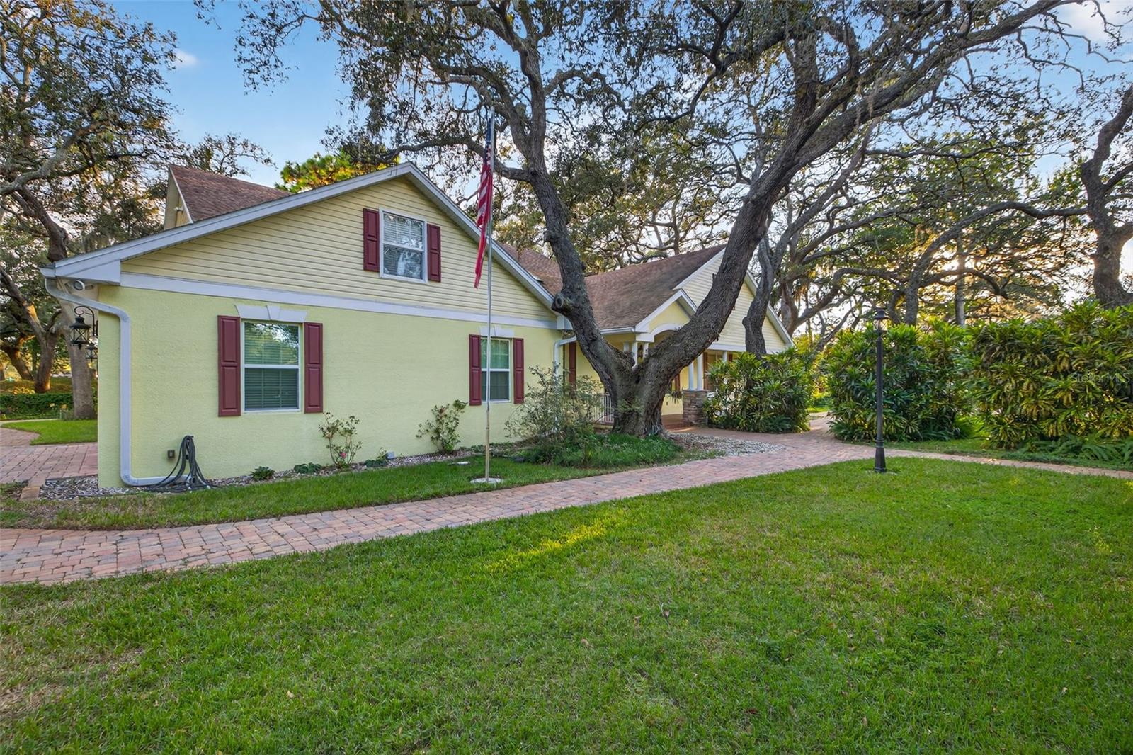 Image 39 of 46 For 11332 Marjory Avenue