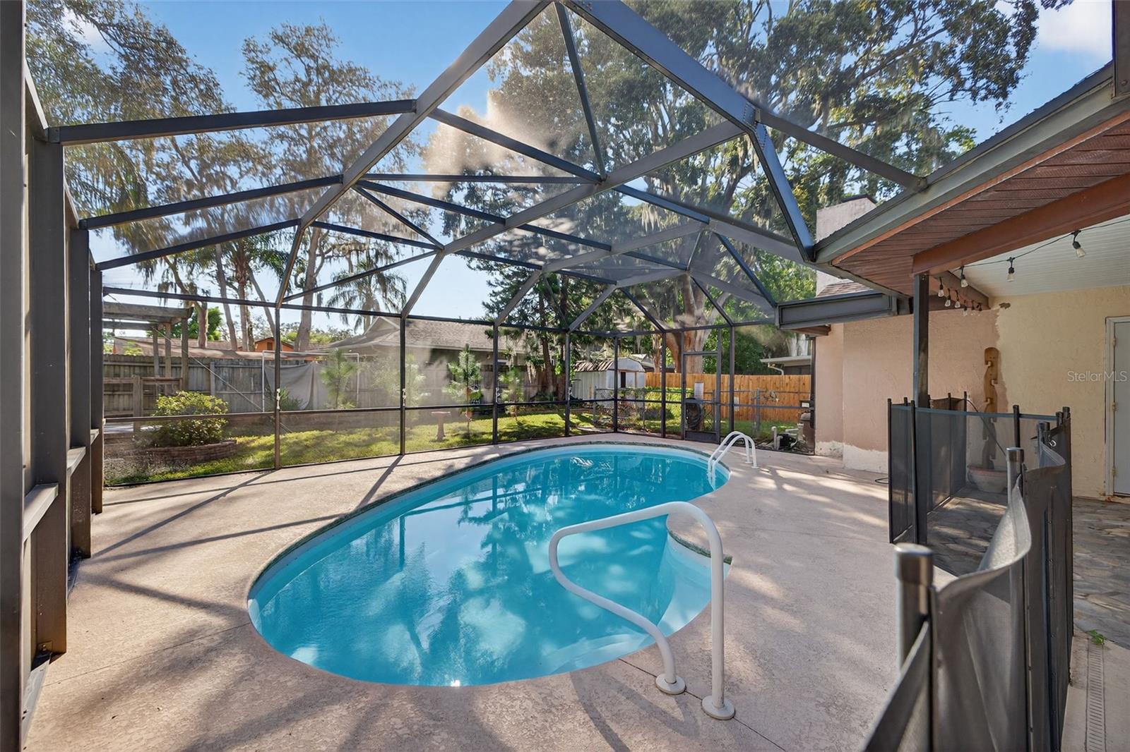 Image 28 of 39 For 2753 Oak Bend Court