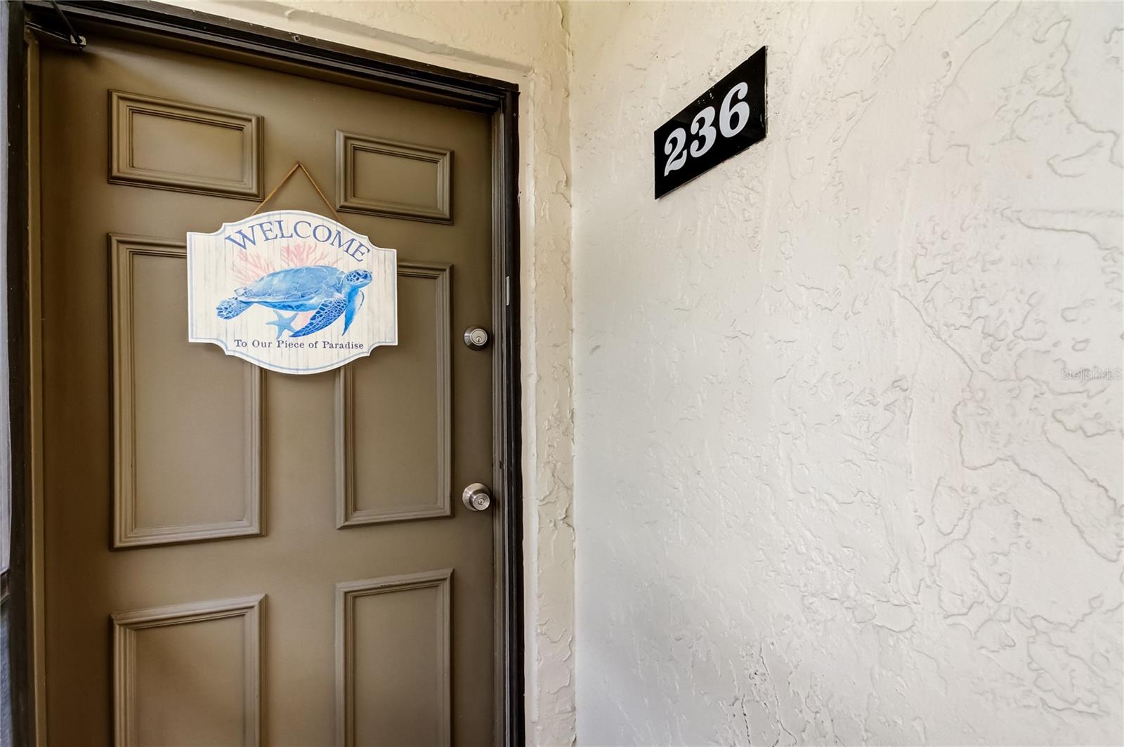 Image 2 of 34 For 7701 Starkey Road 236