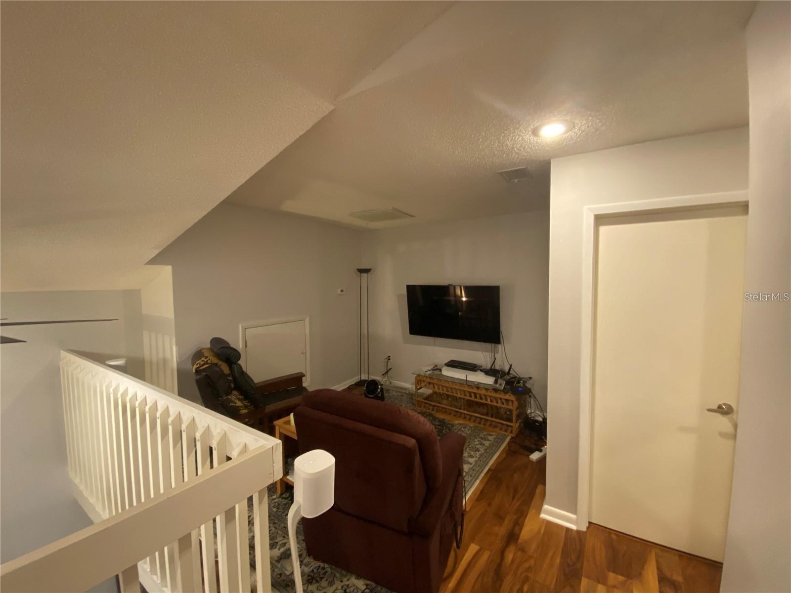 Image 14 of 24 For 3054 Branch Drive