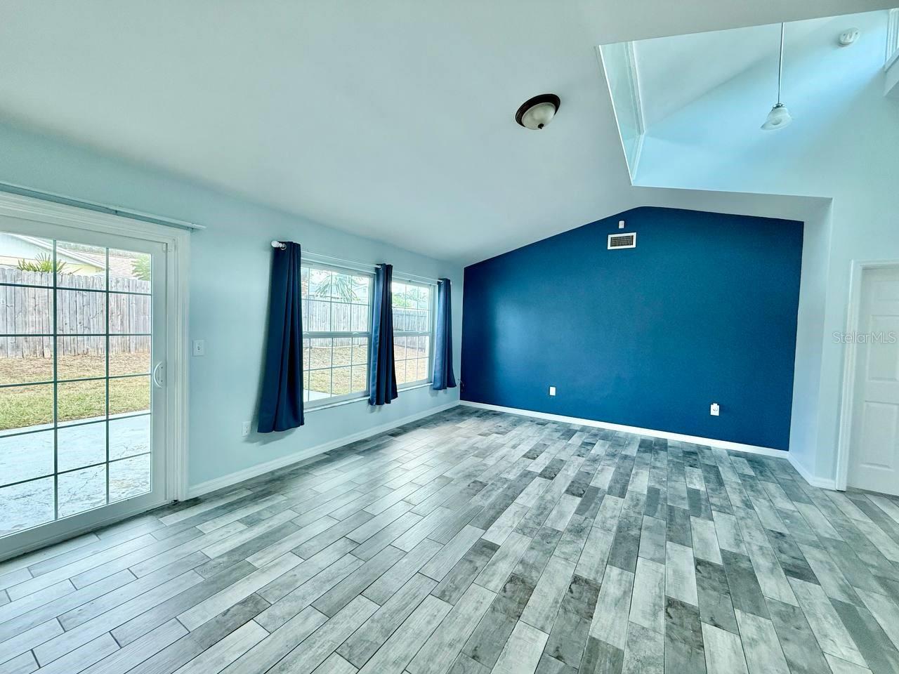 Image 7 of 24 For 6149 Staunton Drive