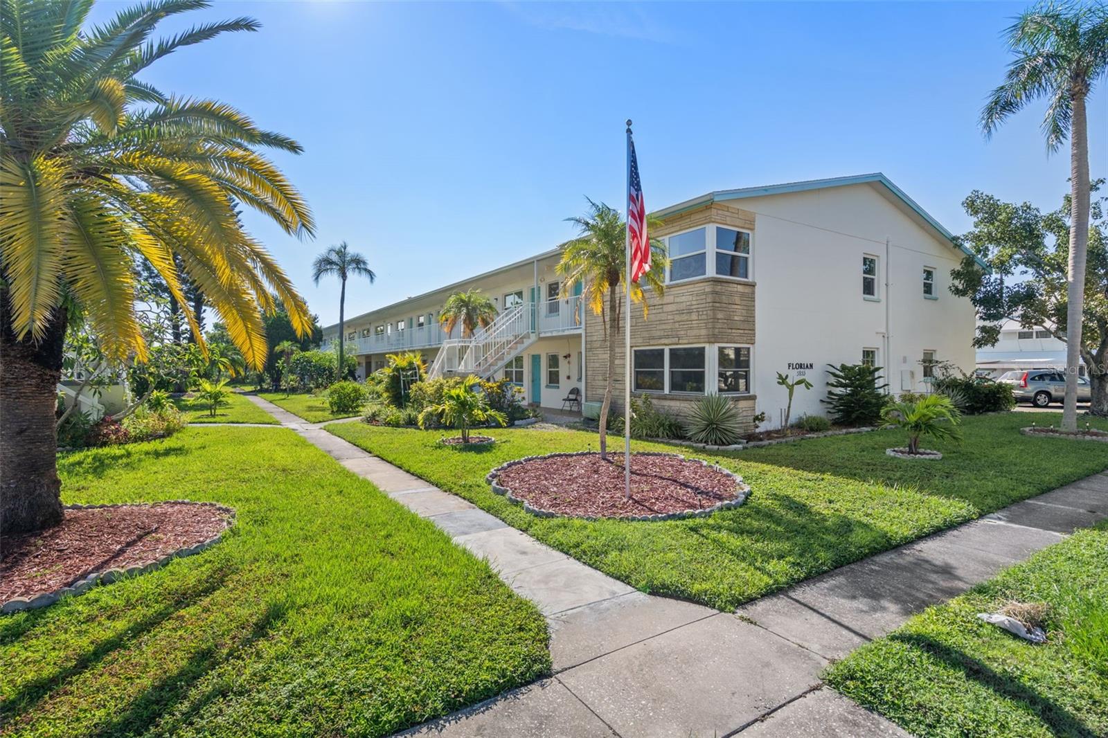 Details for 5855 18th Street N 12, ST PETERSBURG, FL 33714