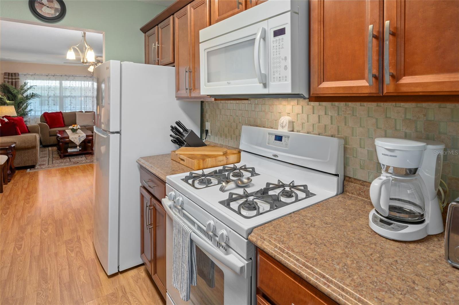 Image 14 of 36 For 5855 18th Street N 12