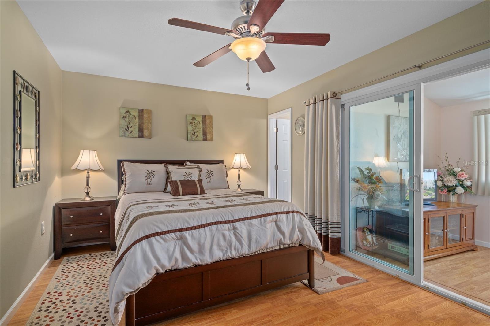 Image 20 of 36 For 5855 18th Street N 12