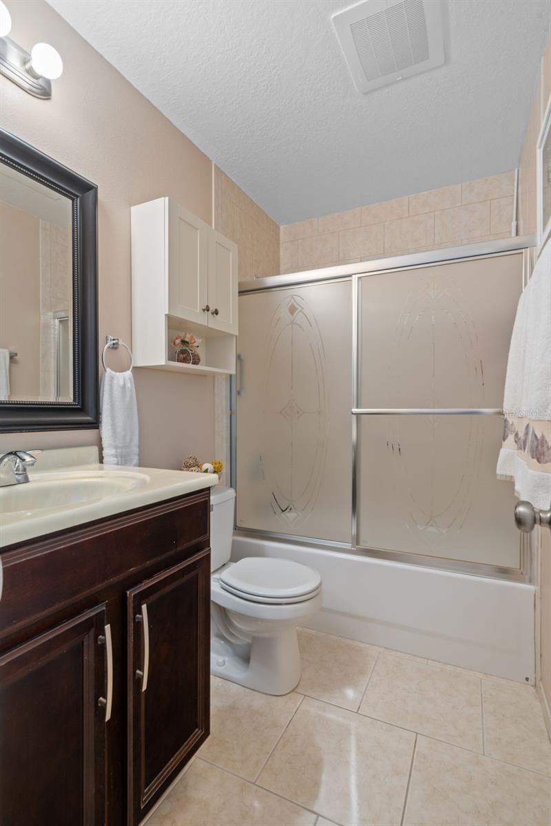 Image 27 of 36 For 5855 18th Street N 12