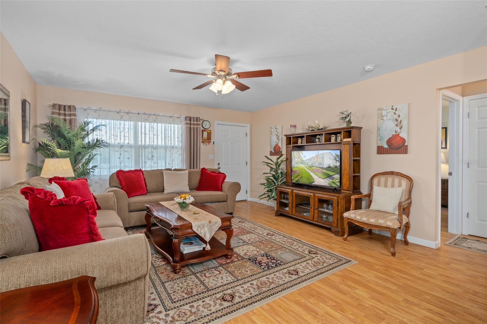 Image 8 of 36 For 5855 18th Street N 12