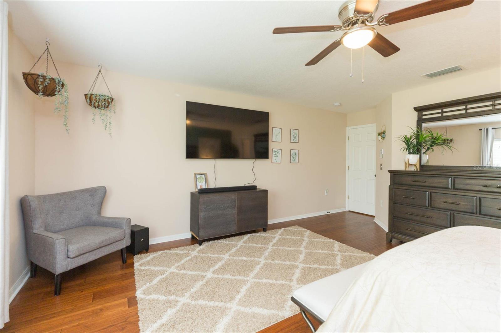 Image 42 of 79 For 18102 Nassau Point Drive