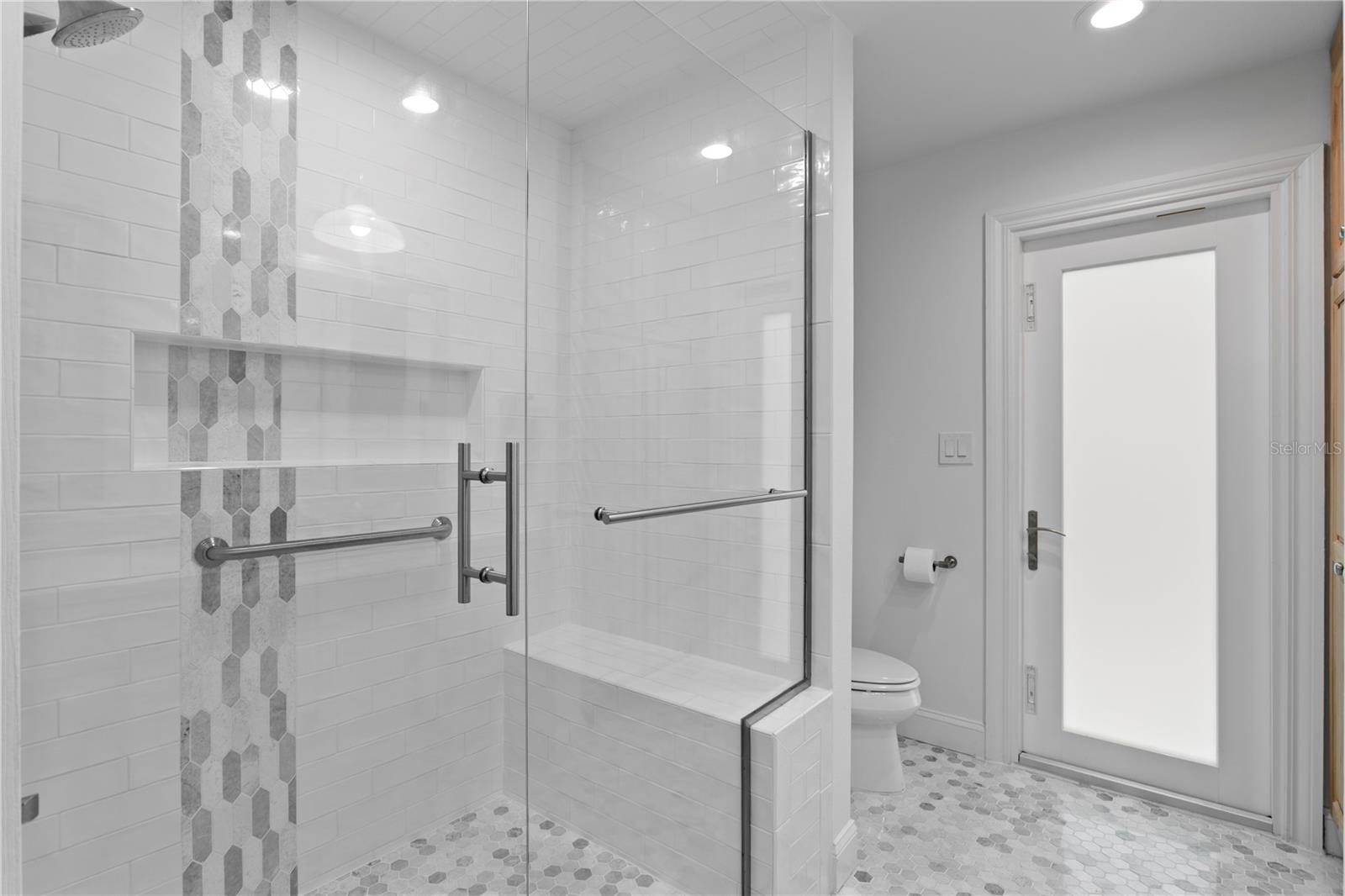 Image 31 of 63 For 8488 35th Avenue N