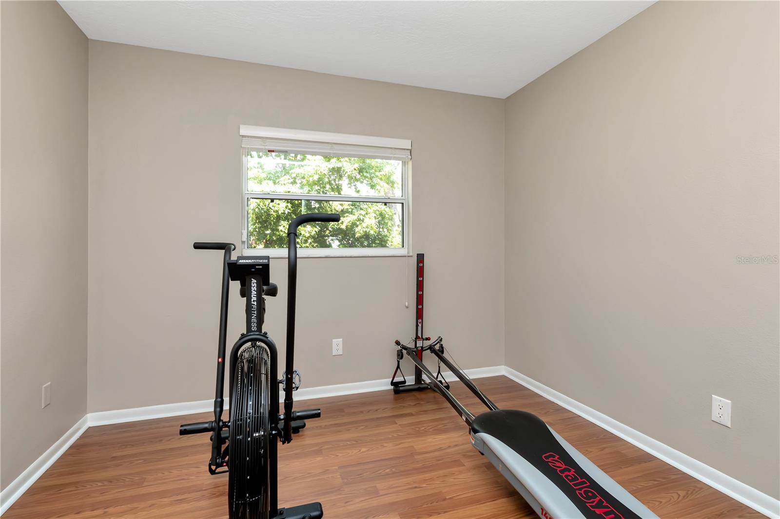 Image 10 of 67 For 4404 Hickory Branch Court