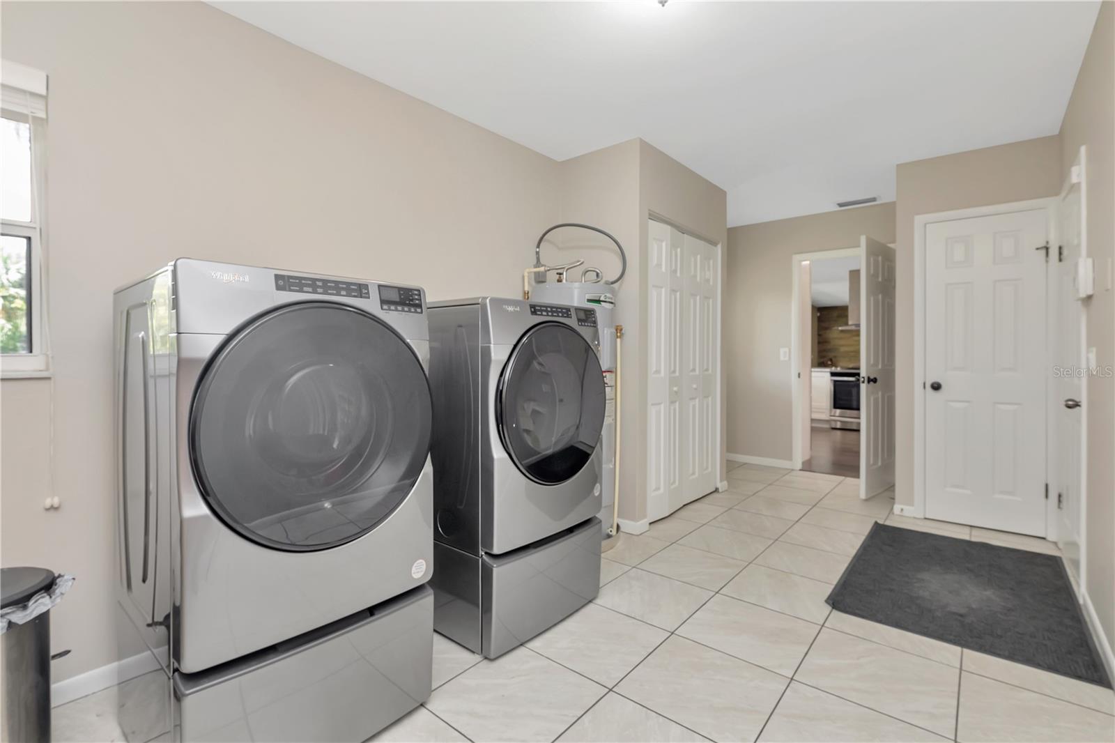 Image 16 of 67 For 4404 Hickory Branch Court