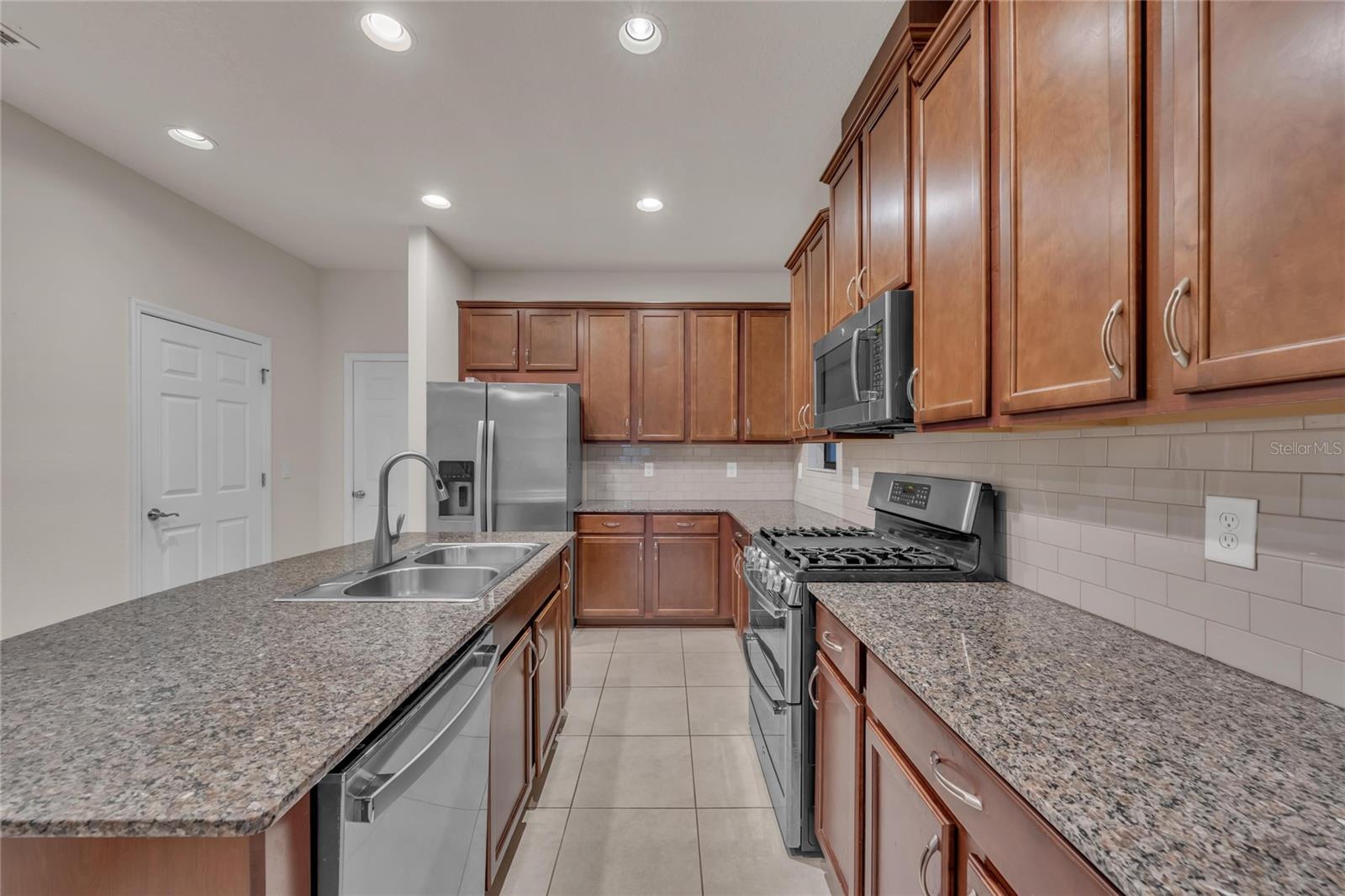 Image 19 of 38 For 5824 Village Center Drive