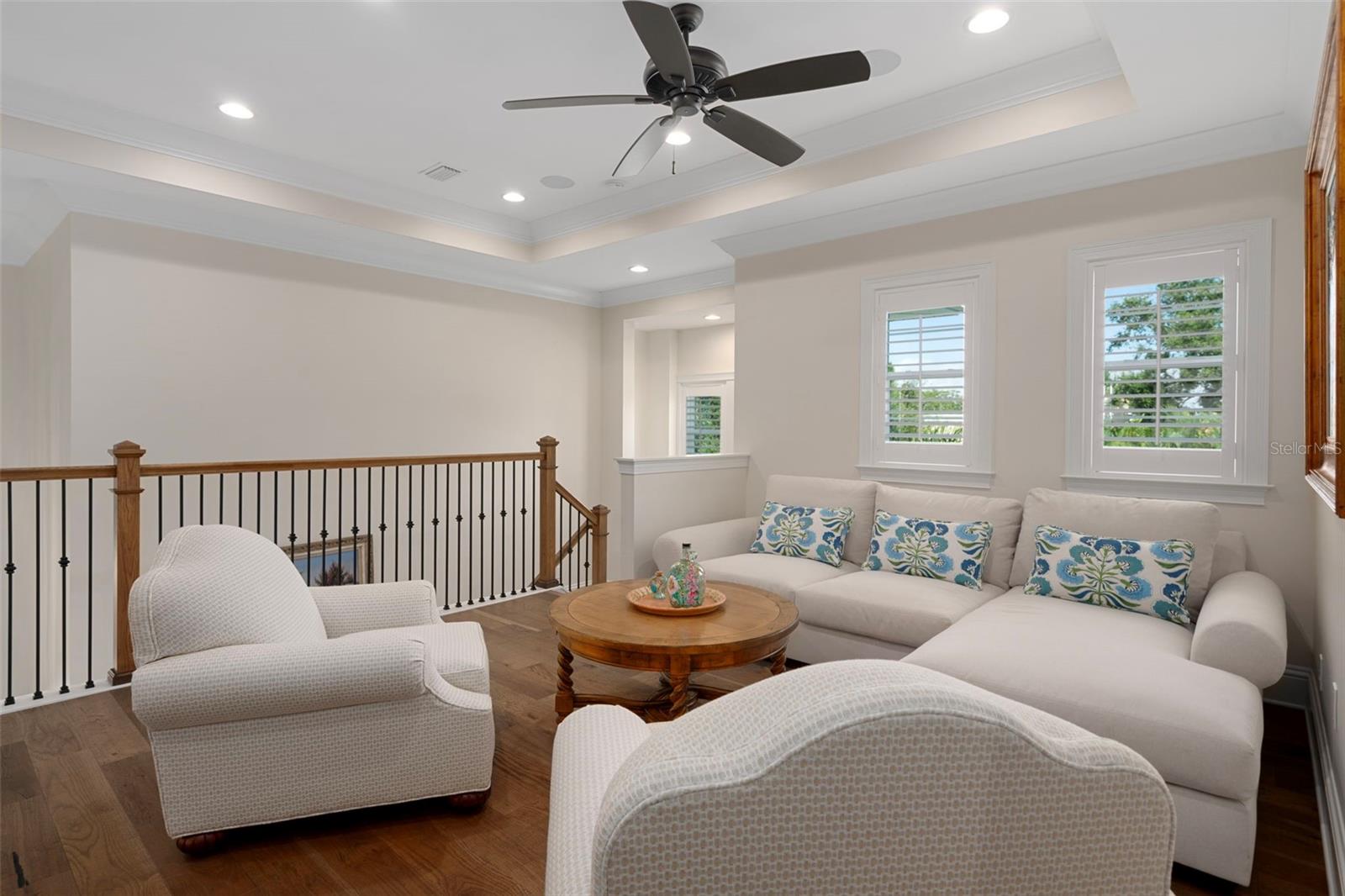 Image 33 of 76 For 485 Rafael Boulevard Ne