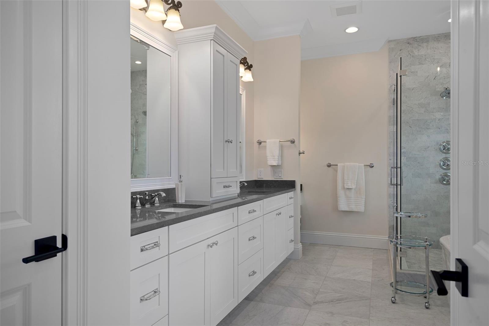 Image 38 of 76 For 485 Rafael Boulevard Ne