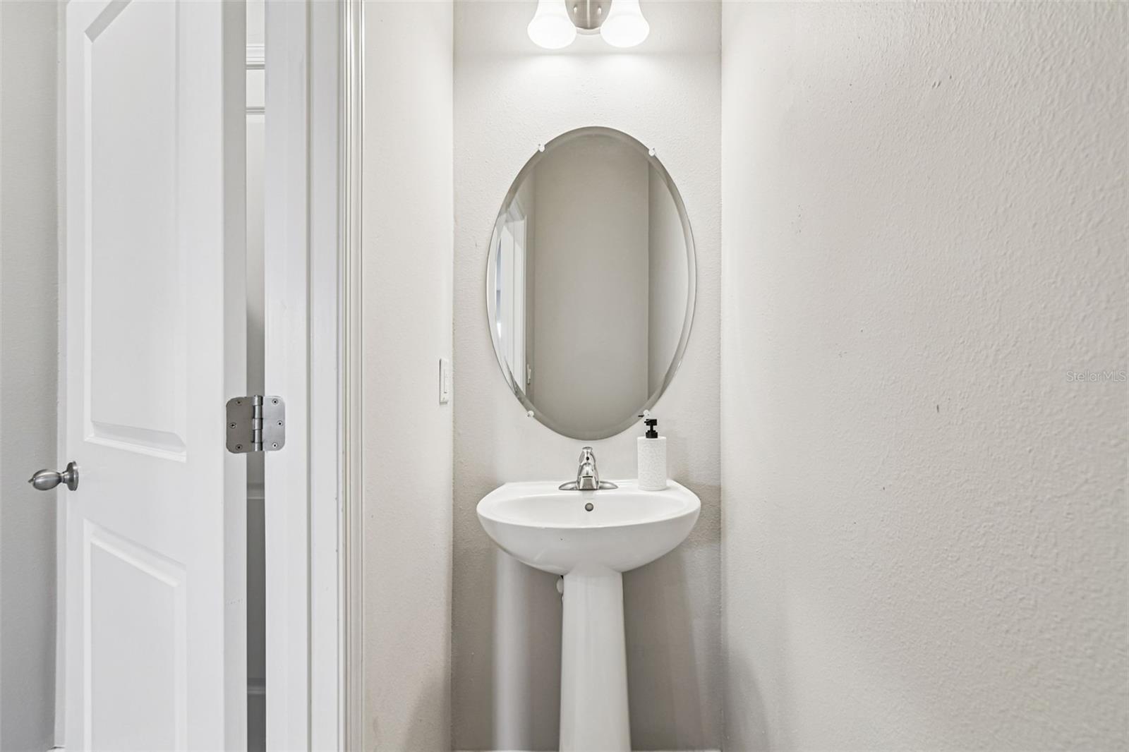 Image 14 of 76 For 10765 Hawks Landing Drive