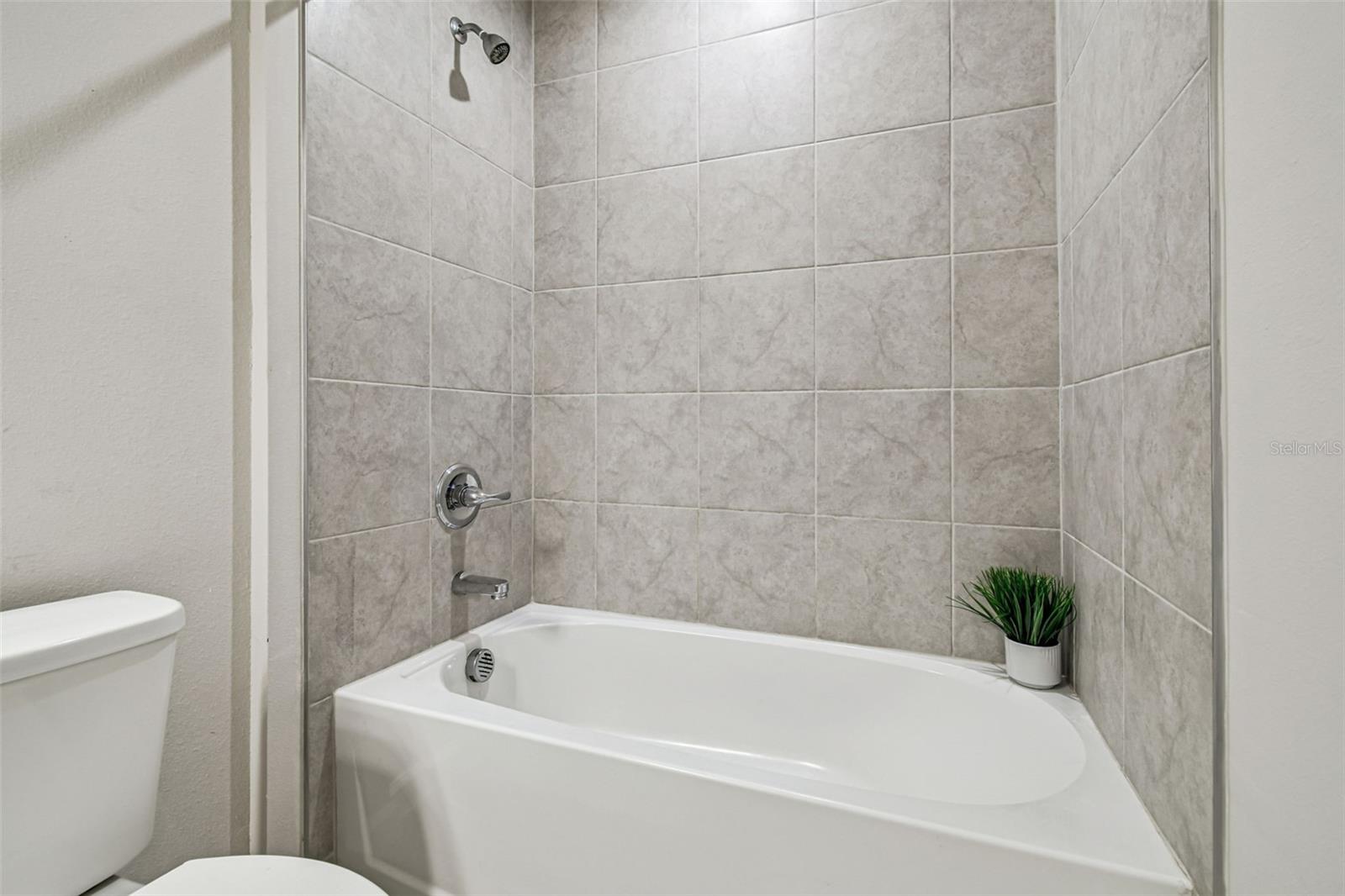 Image 19 of 76 For 10765 Hawks Landing Drive