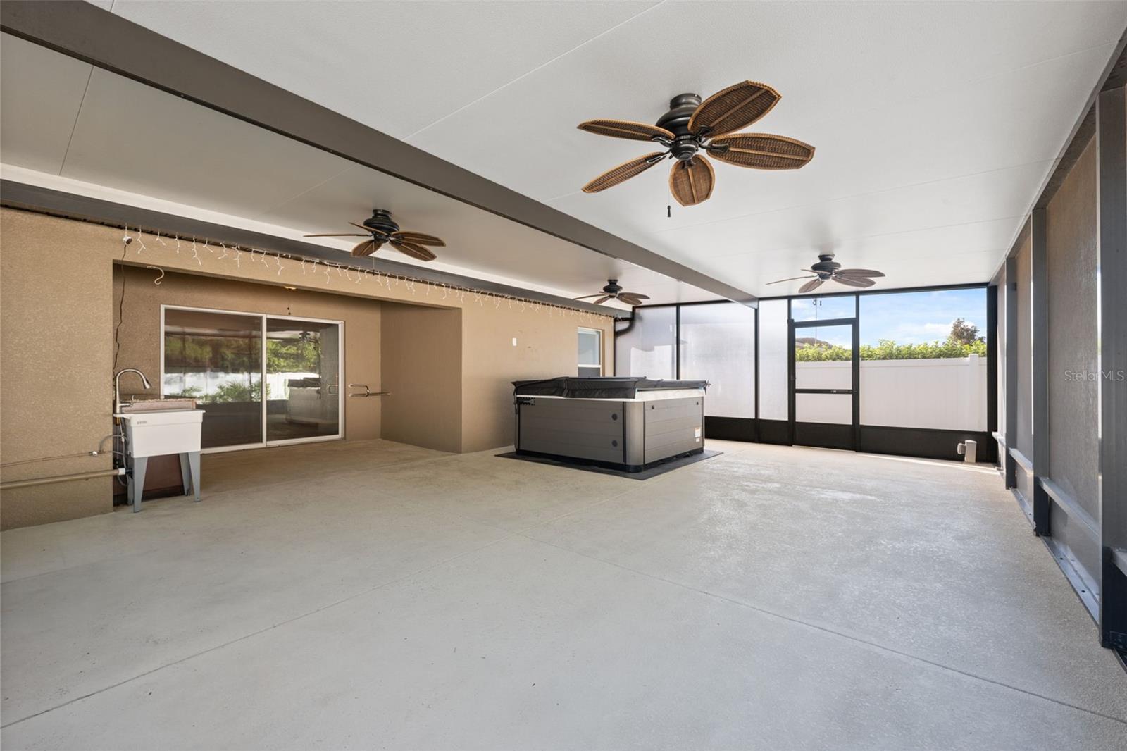 Image 29 of 46 For 18035 Arbor Crest Drive