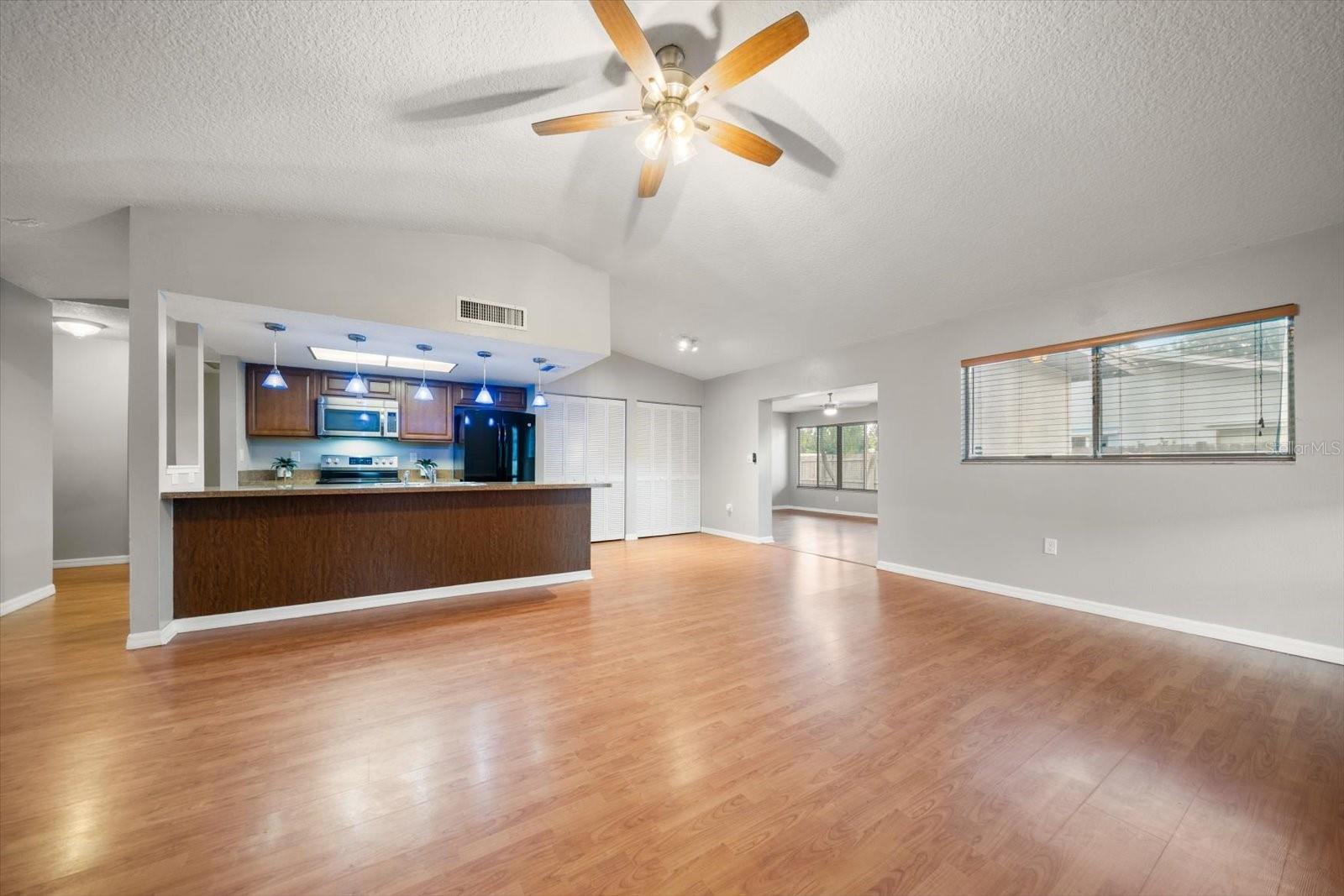 Image 10 of 40 For 2239 Beacon Point Boulevard