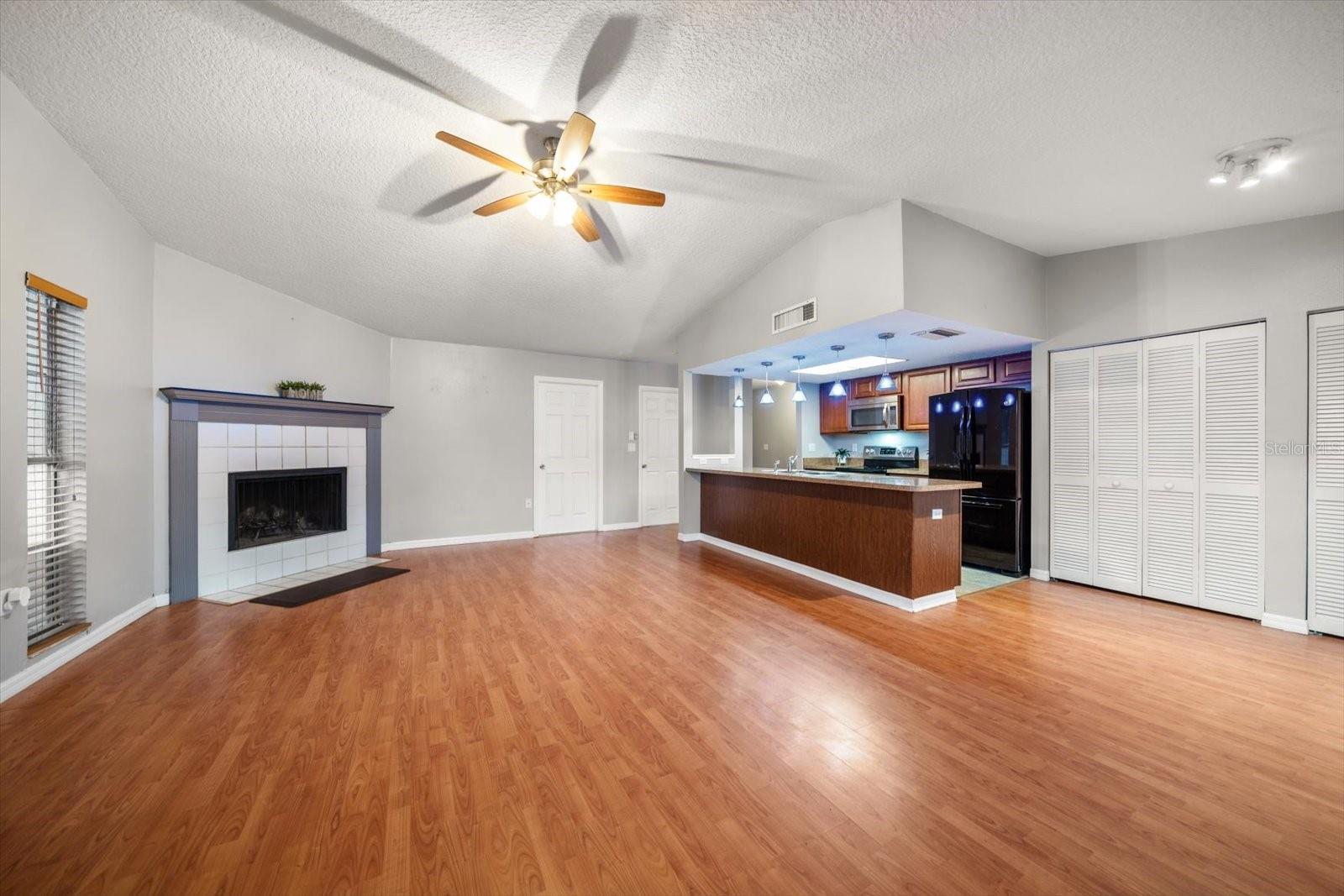 Image 12 of 40 For 2239 Beacon Point Boulevard