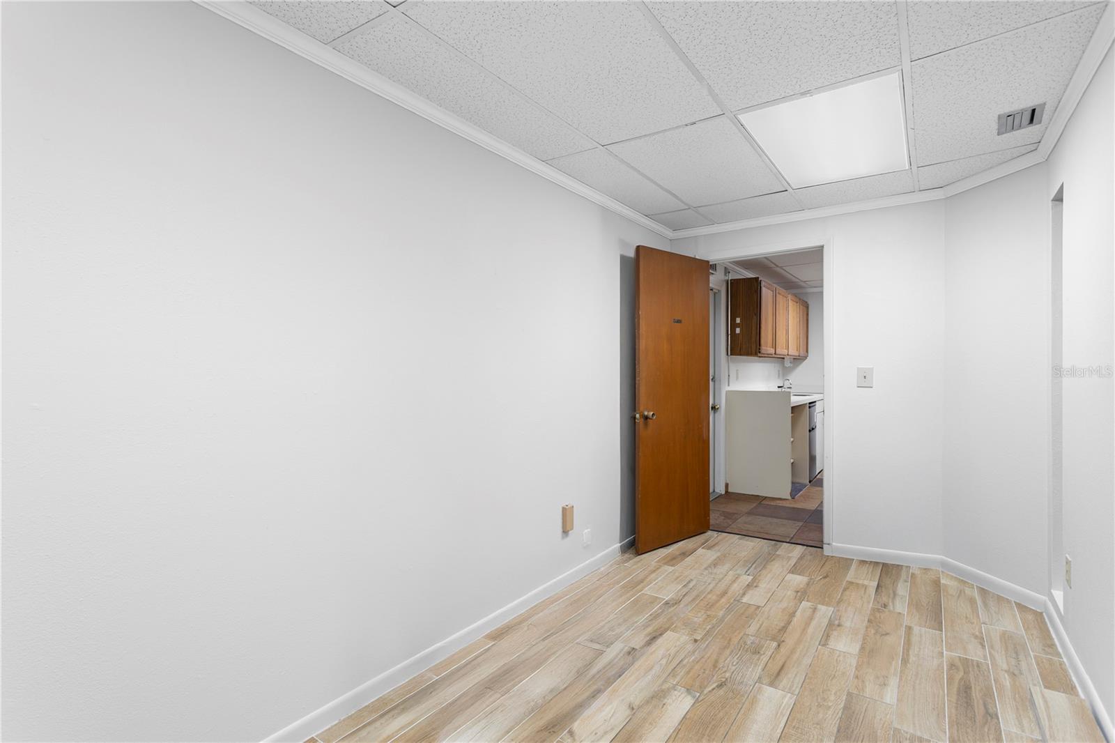 Image 17 of 26 For 5412 Central Avenue