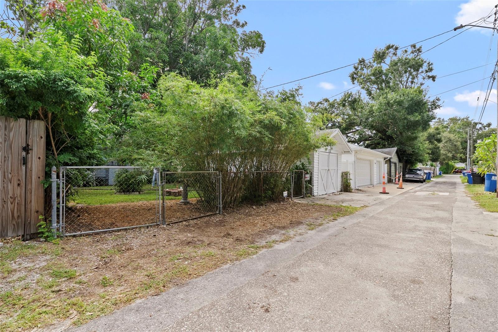 Image 37 of 45 For 1142 7th Street N
