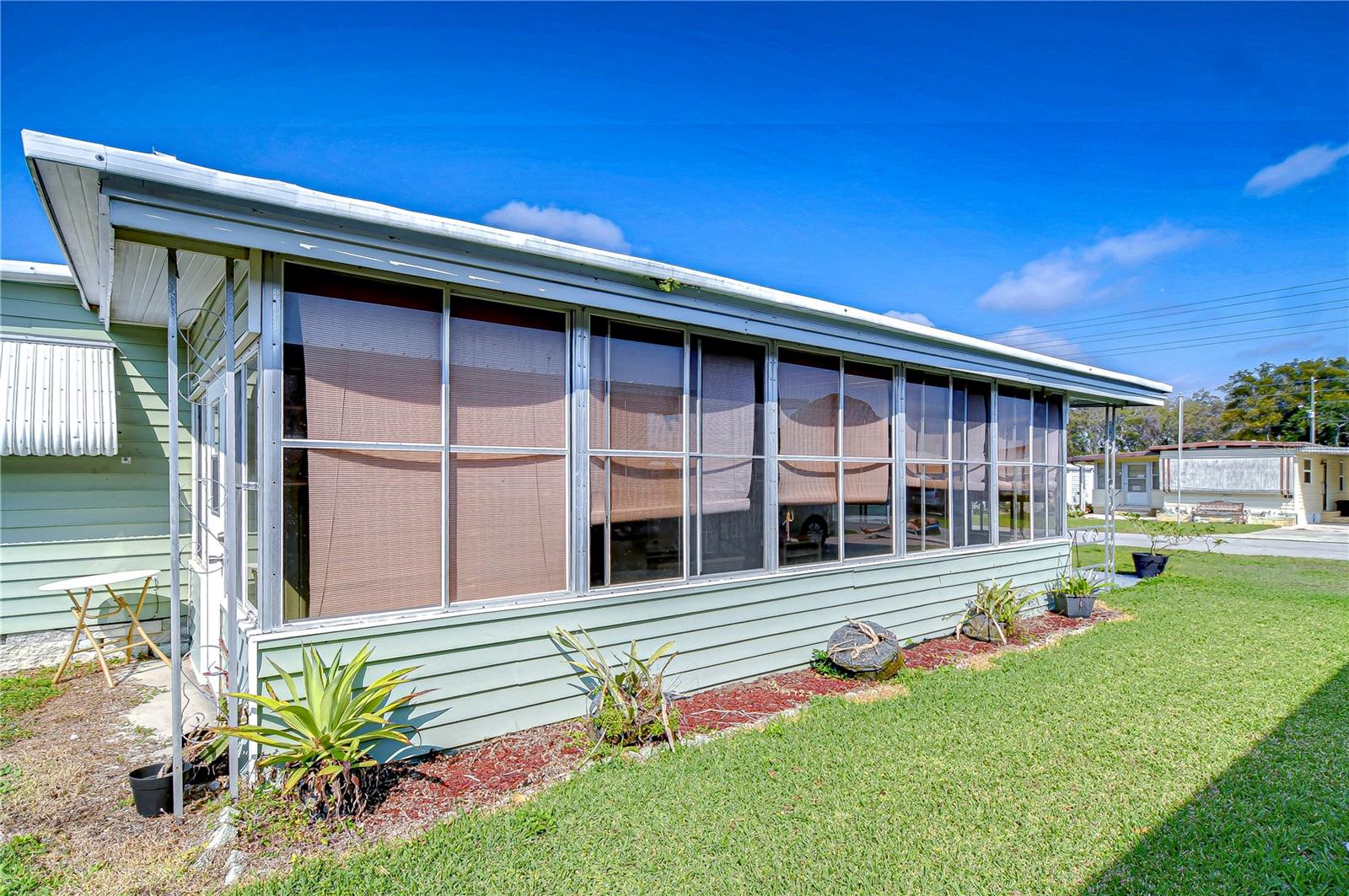 Image 8 of 23 For 37512 Attica Avenue