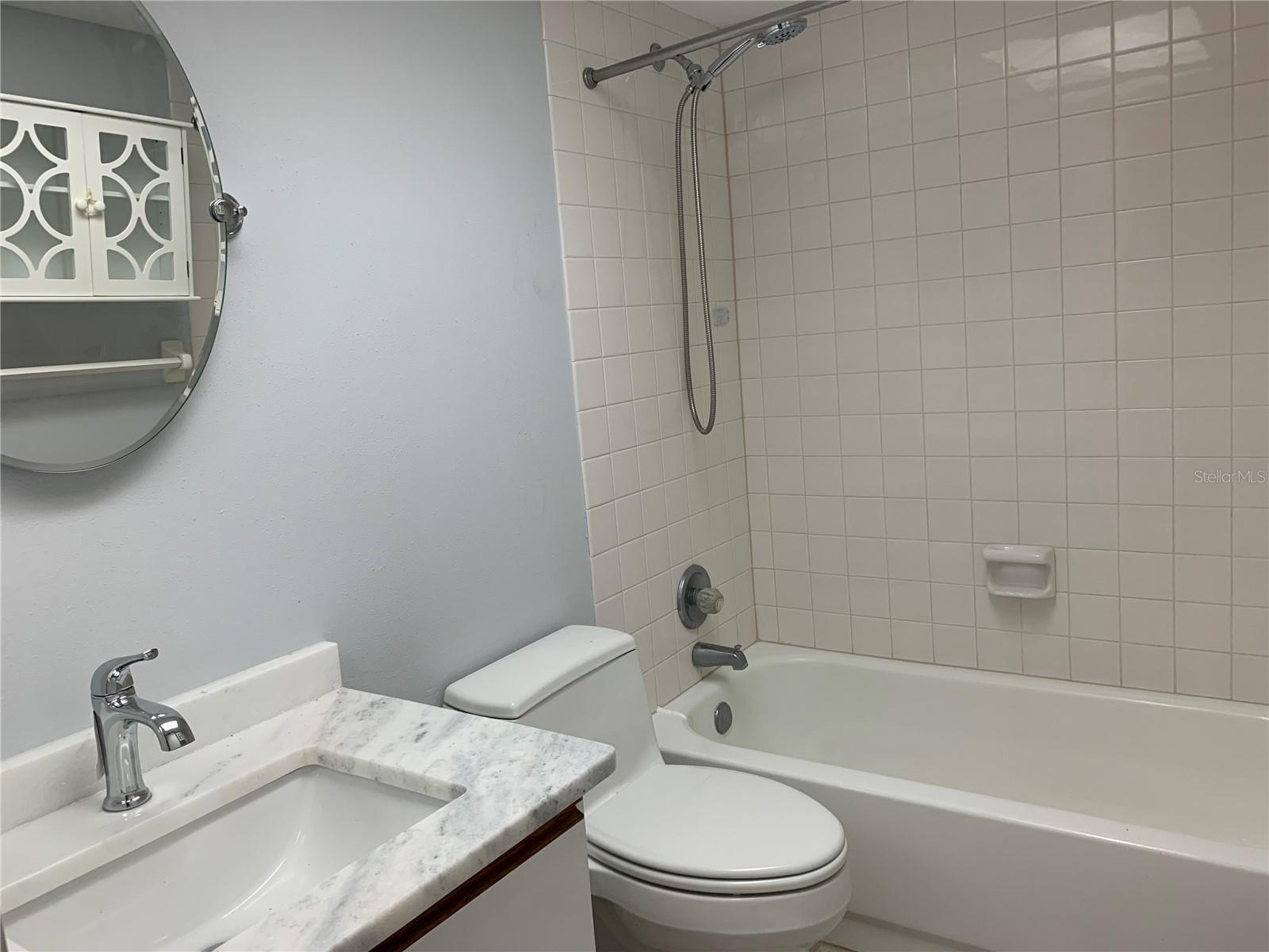 Image 7 of 28 For 1320 Pasadena Avenue S 107