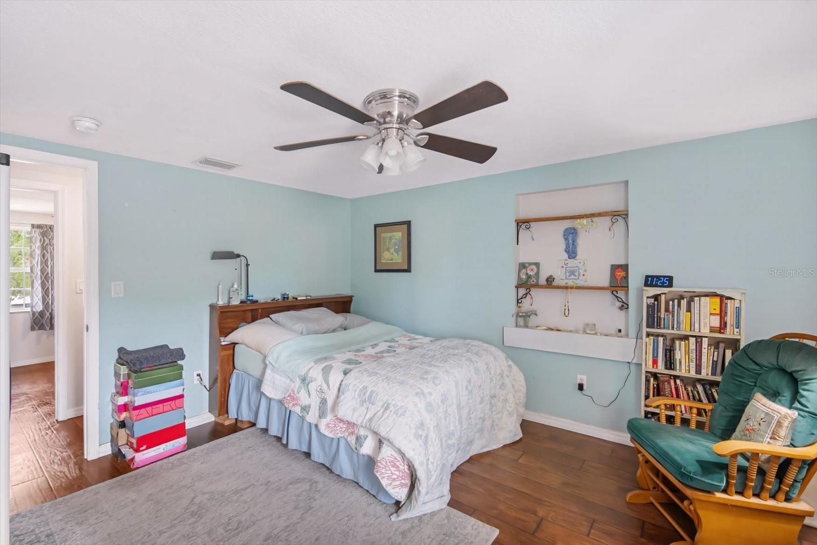 Image 13 of 26 For 40832 River Road