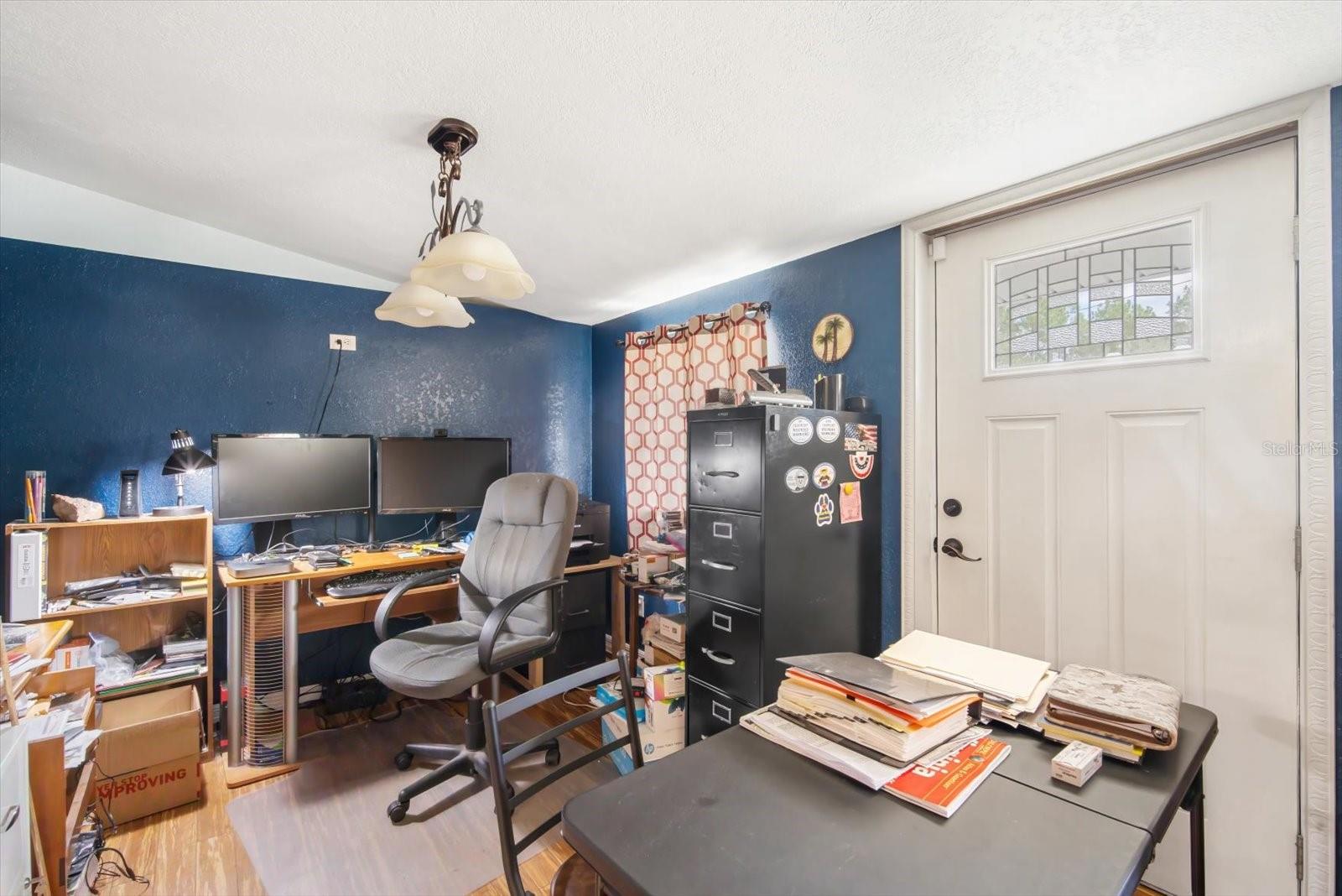 Image 18 of 26 For 40832 River Road