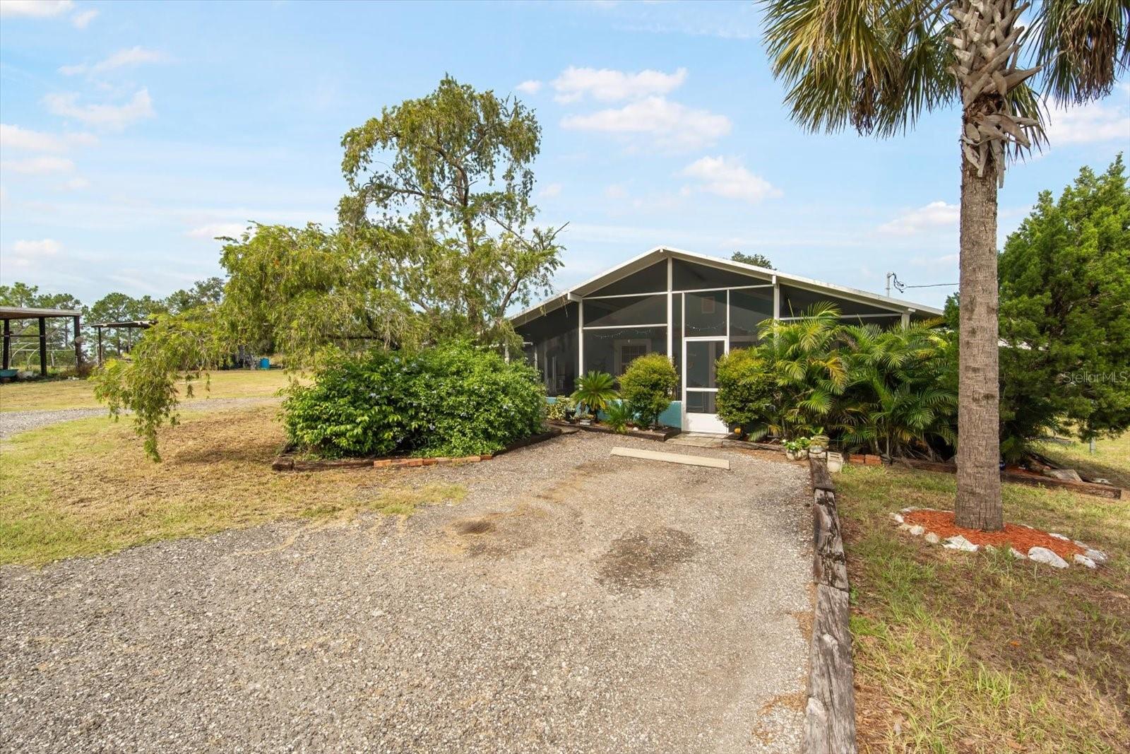 Image 24 of 26 For 40832 River Road