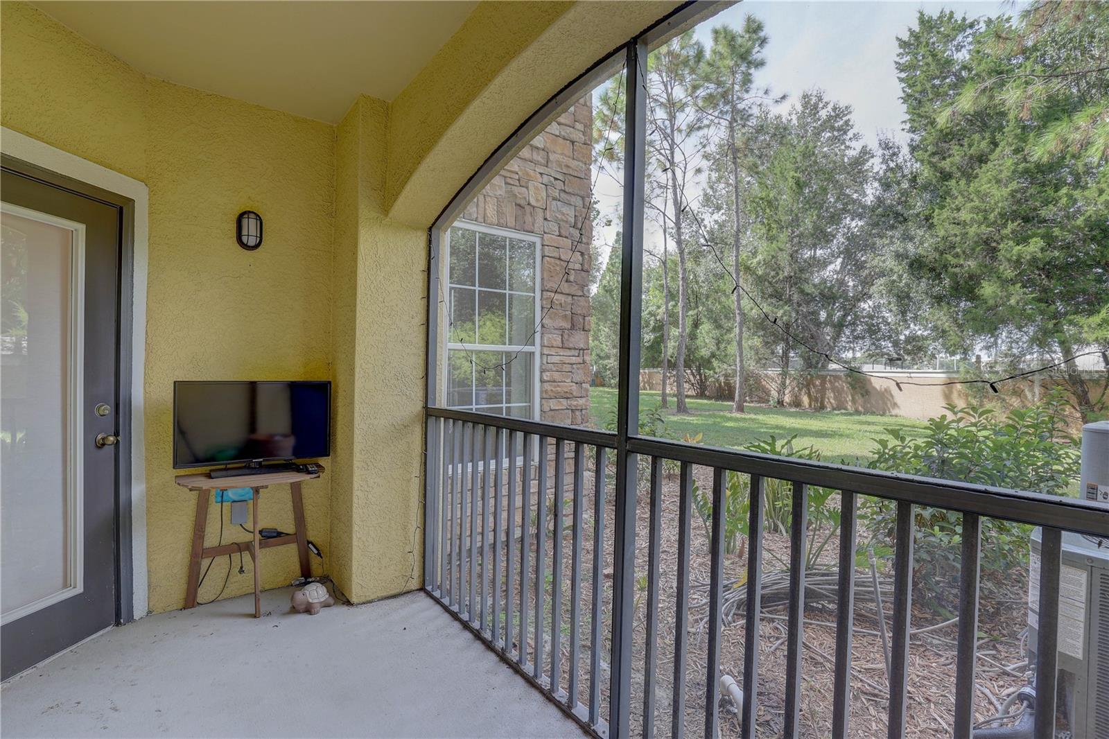 Image 16 of 30 For 2407 Courtney Meadows Court 103