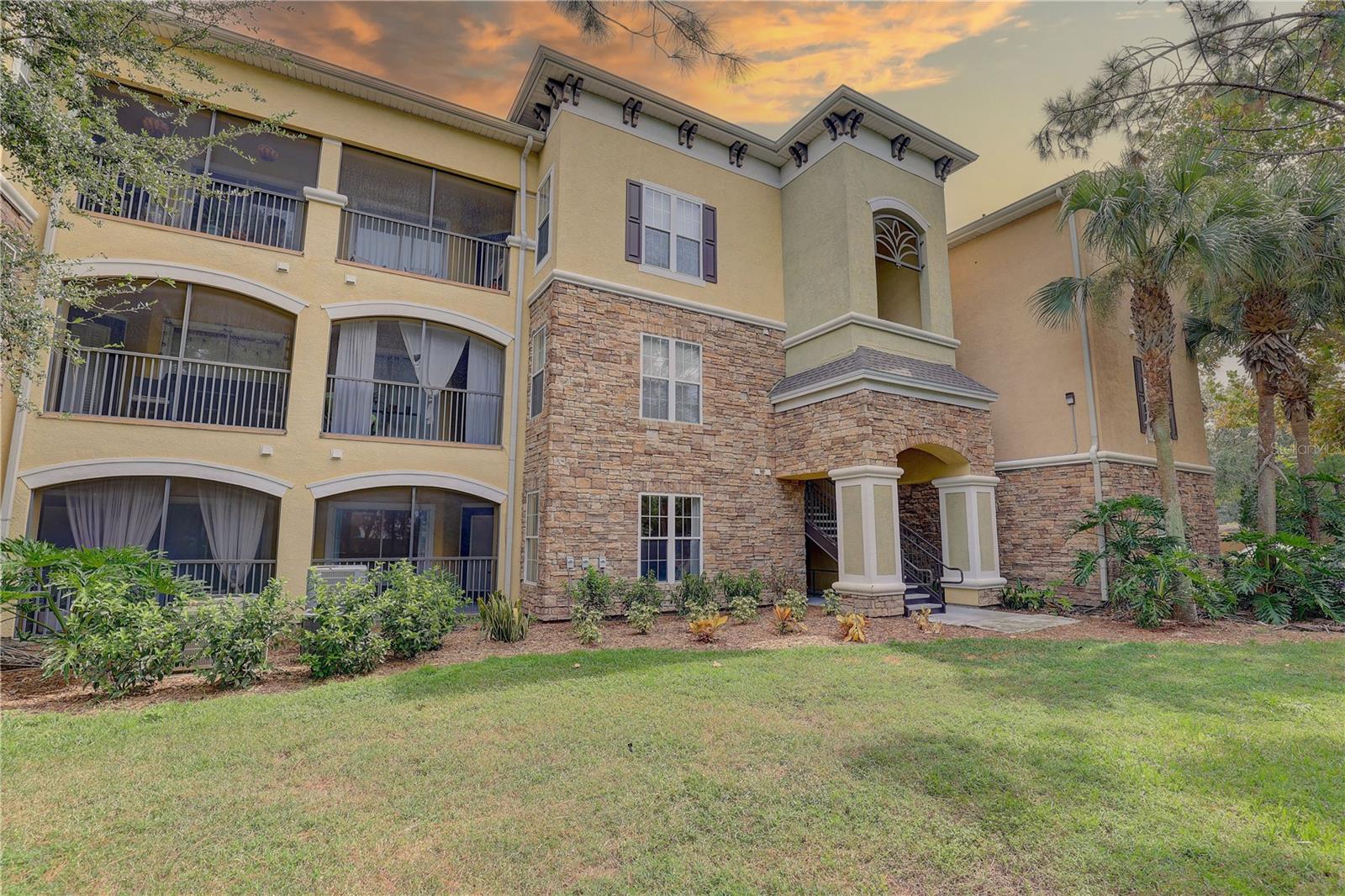 Image 18 of 30 For 2407 Courtney Meadows Court 103